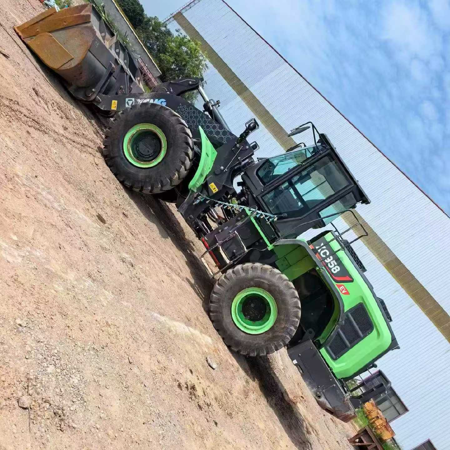Buy XCMG XE350D Used Excavator / 3