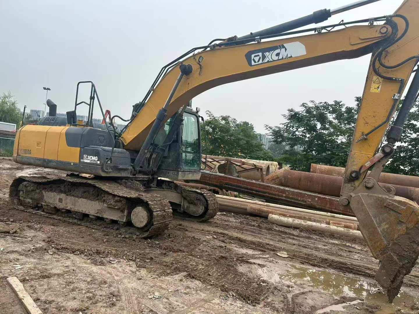 Buy XCMG XE200 Used Excavator / 4