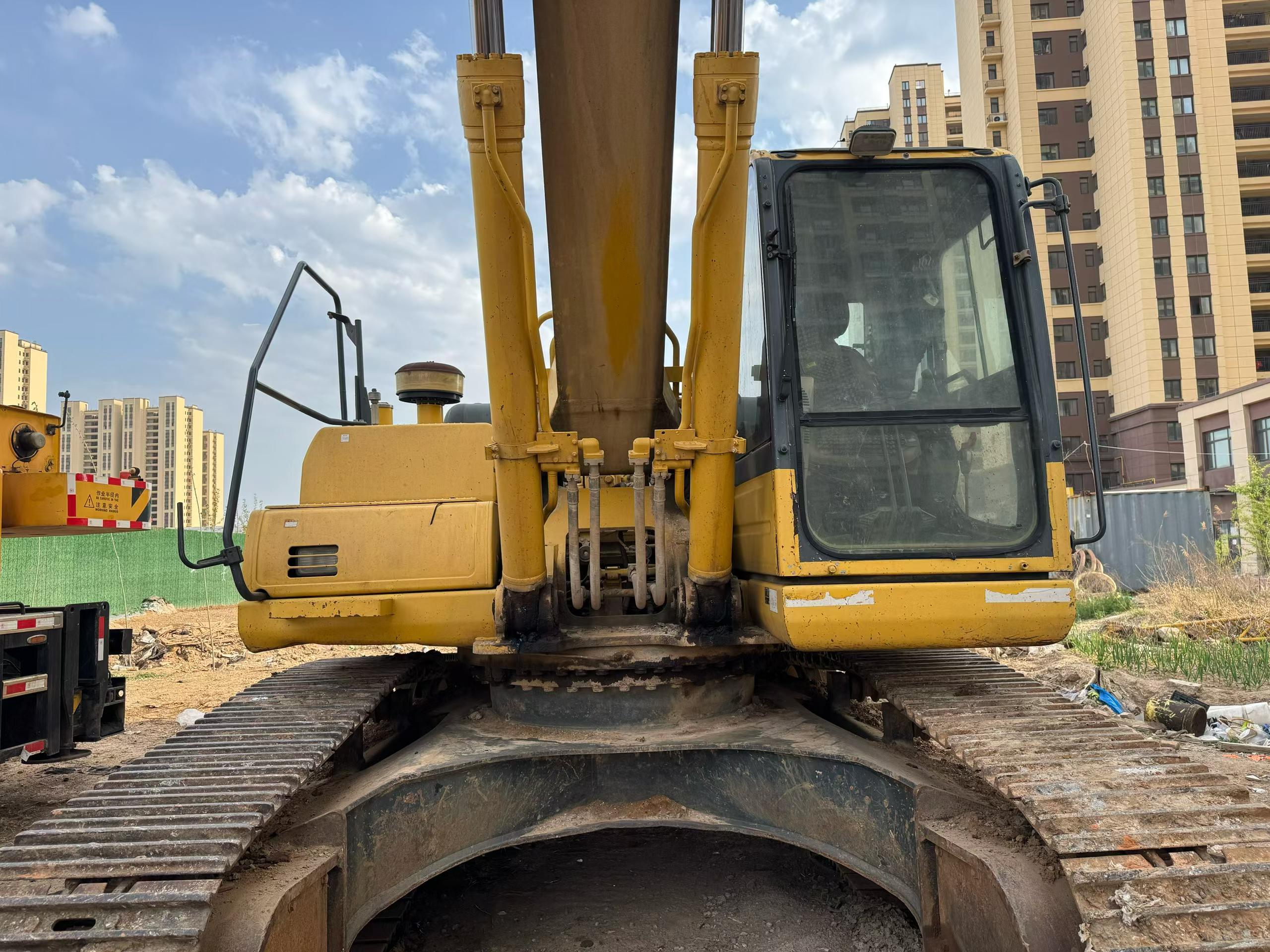 Buy Komatsu PC300 Used Excavator / 2