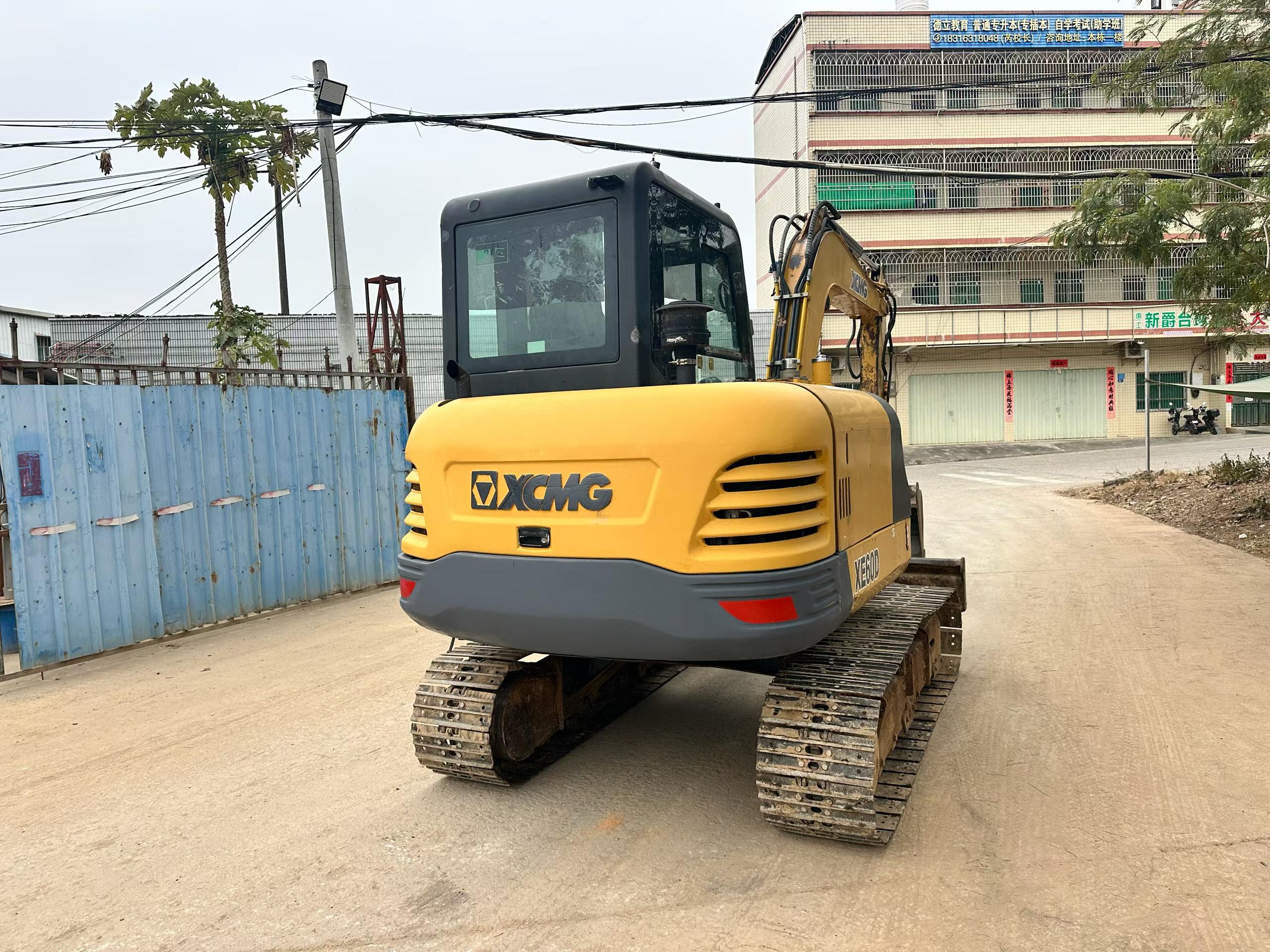 Buy XCMG XE60 Used Excavator / 2