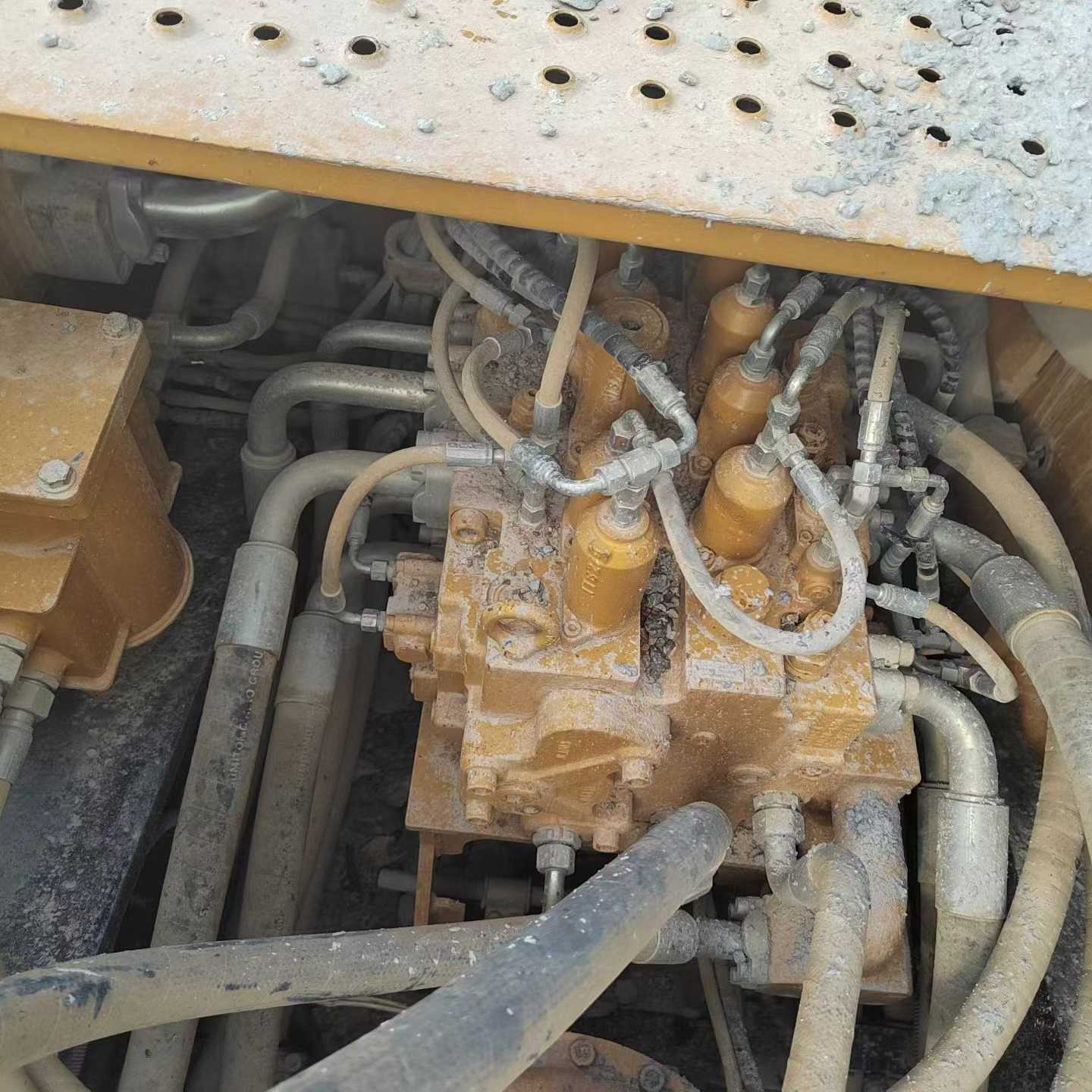 Buy Sany SY550H Used Excavator / 3