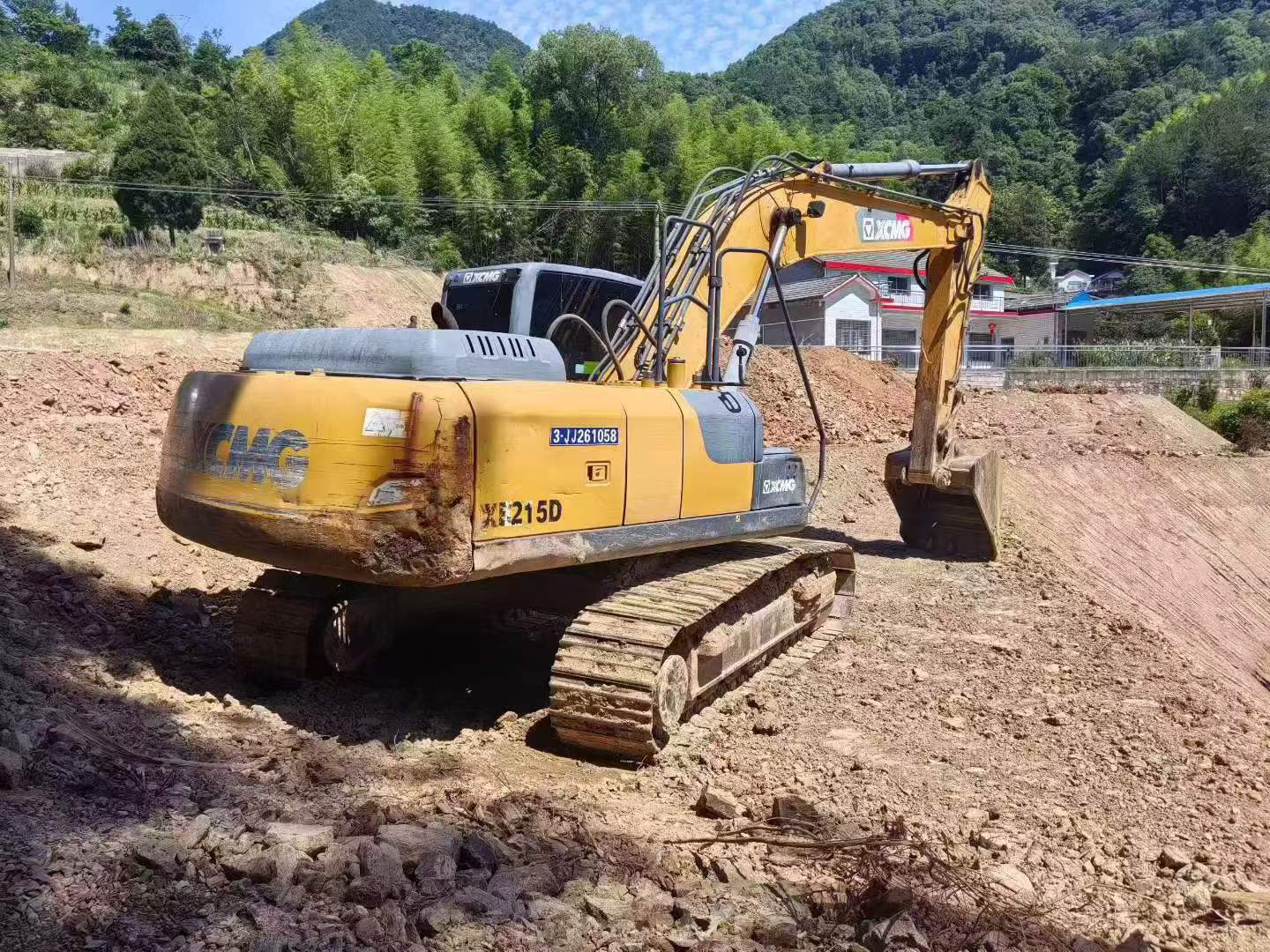 Buy XCMG XE200 Used Excavator / 5
