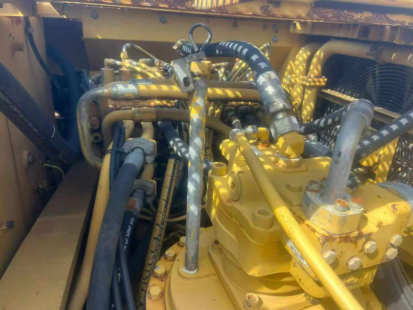 Buy Caterpillar 330C Used Excavator / 9