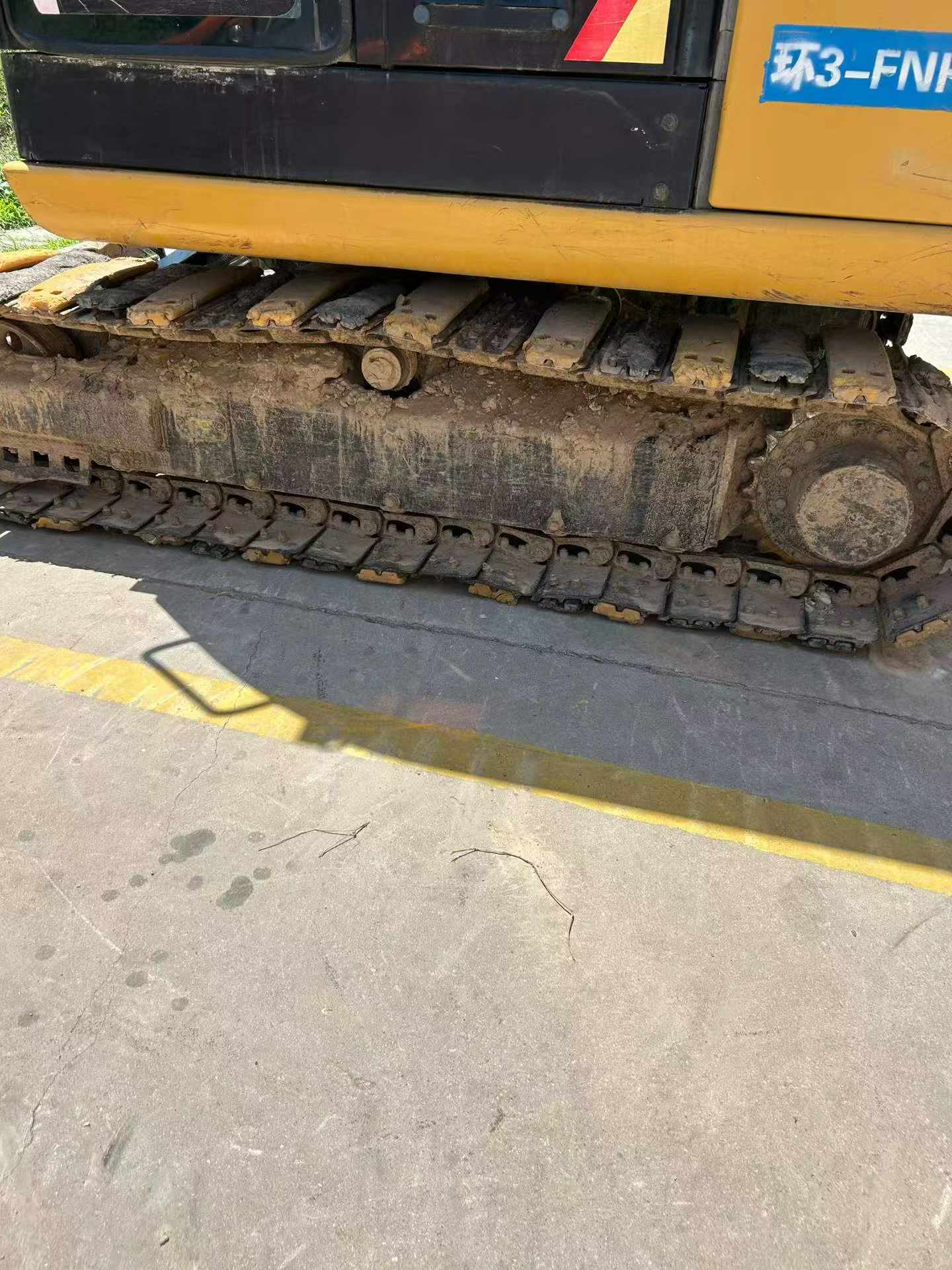 Buy Caterpillar 305B Used Excavator / 6