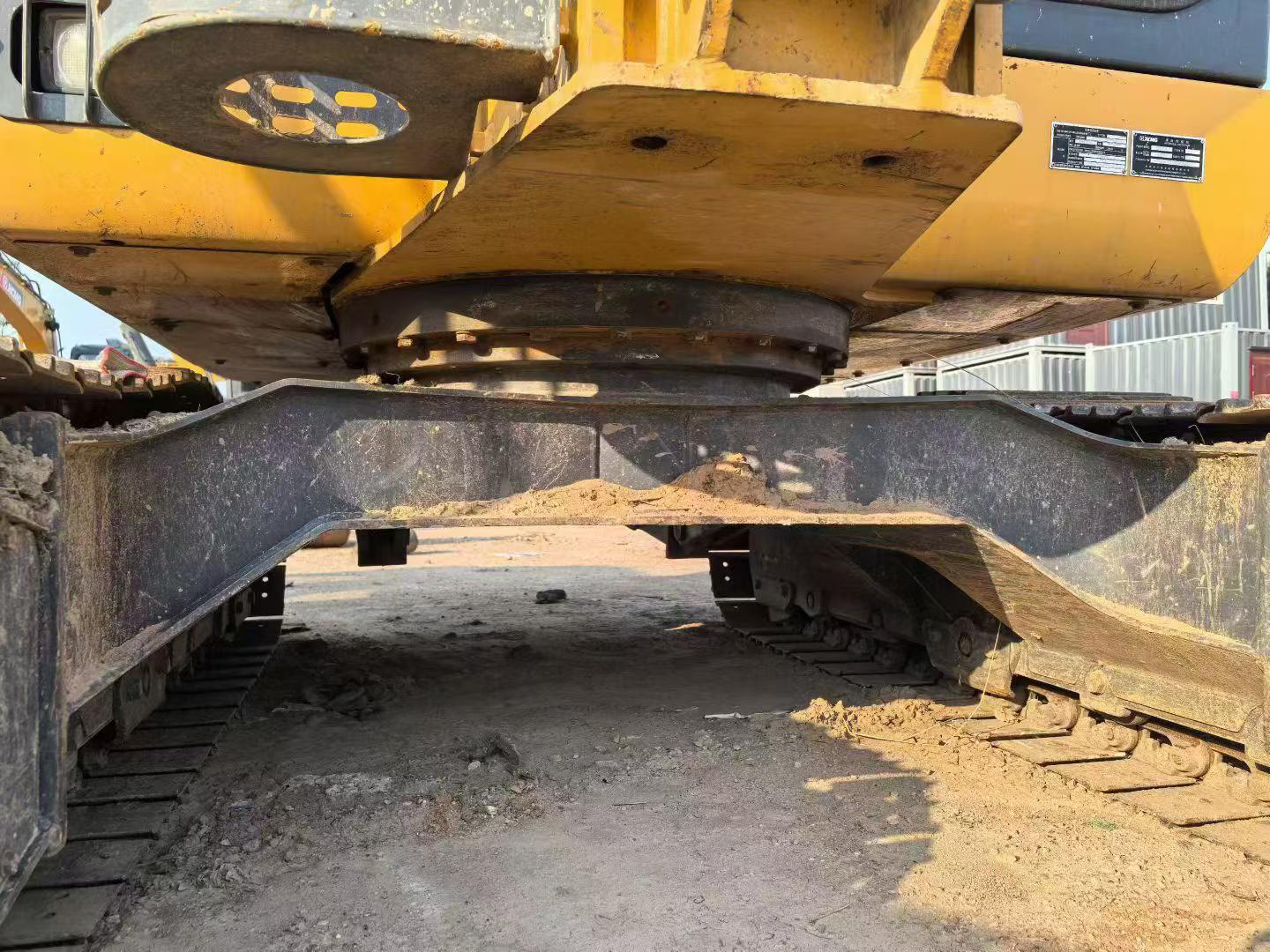 Buy XCMG XE60 Used Excavator / 3