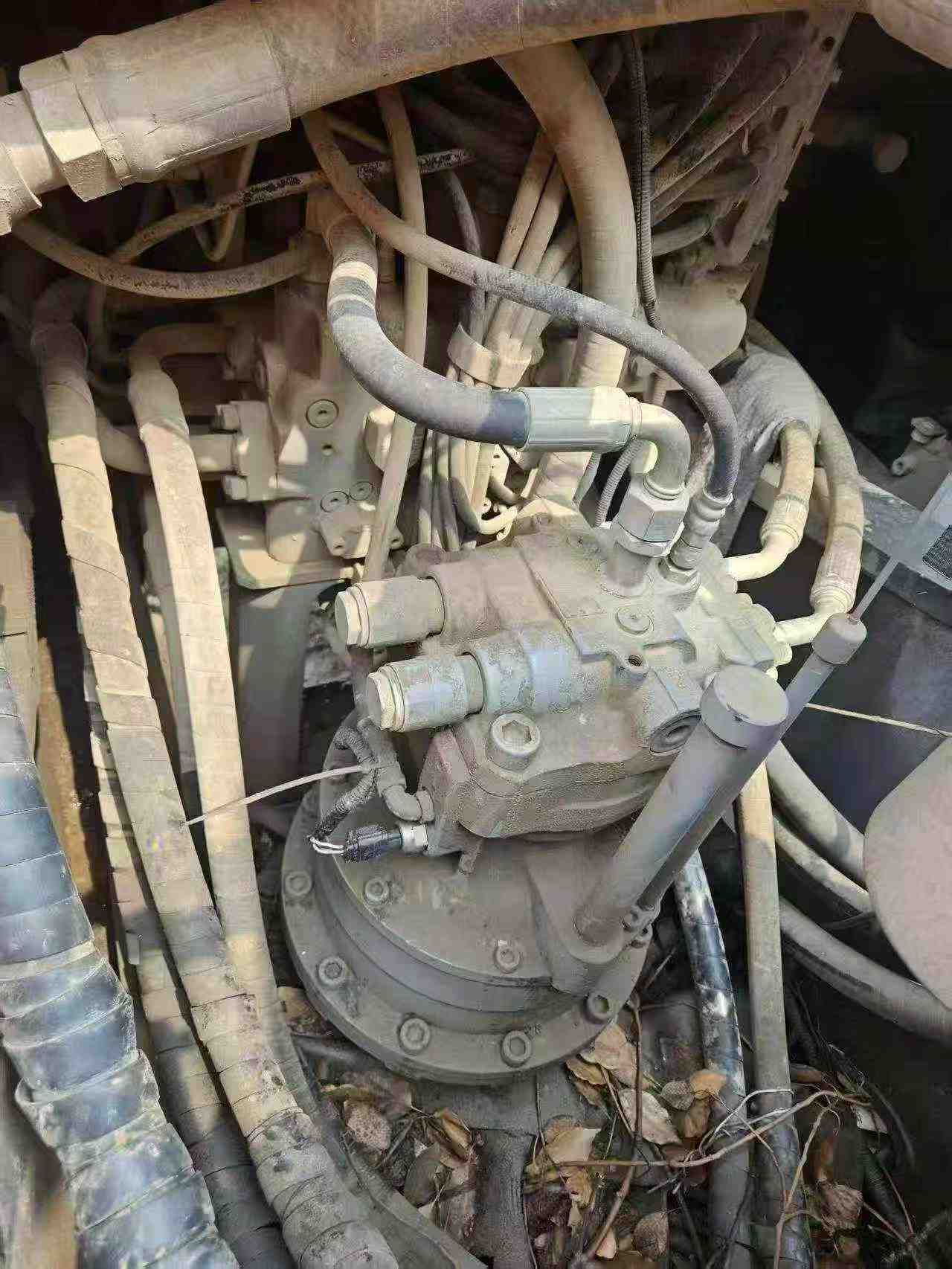 Buy Hitachi EX200 Used Excavator / 5