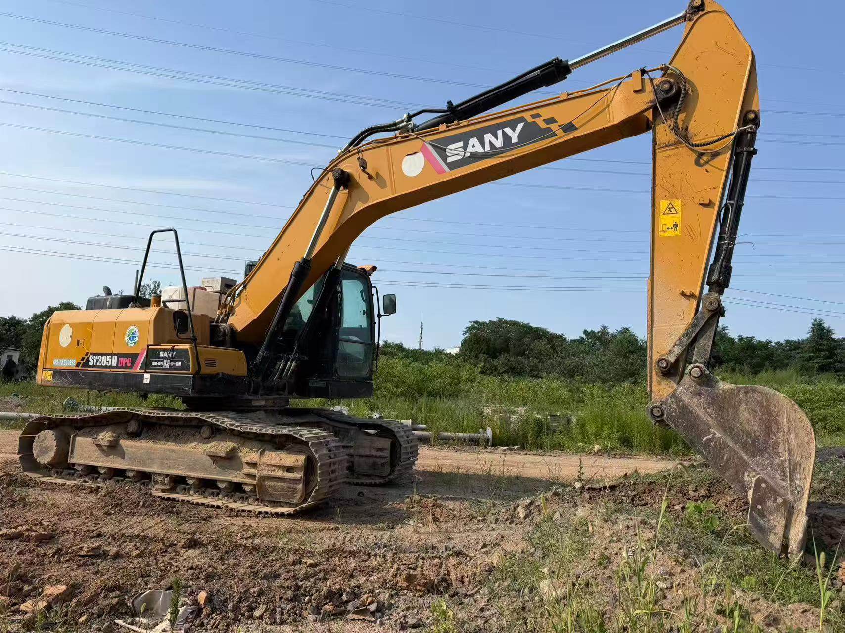 Buy Sany SY205C Used Excavator / 3