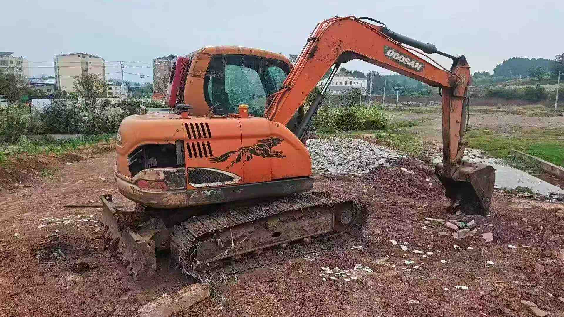 Buy Doosan DX75 Used Excavator / 5