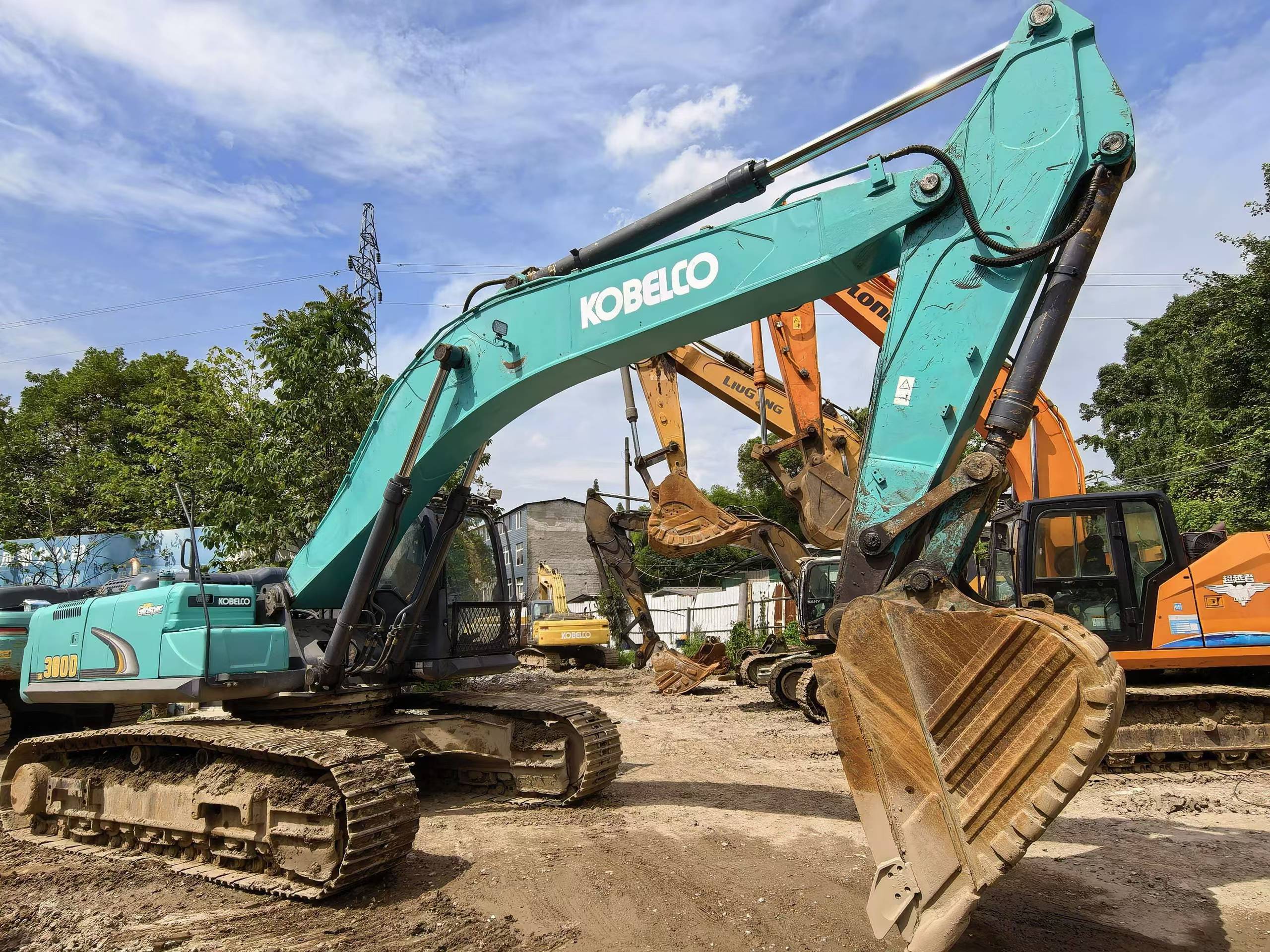Buy Kobelco SK380D Used Excavator / 3