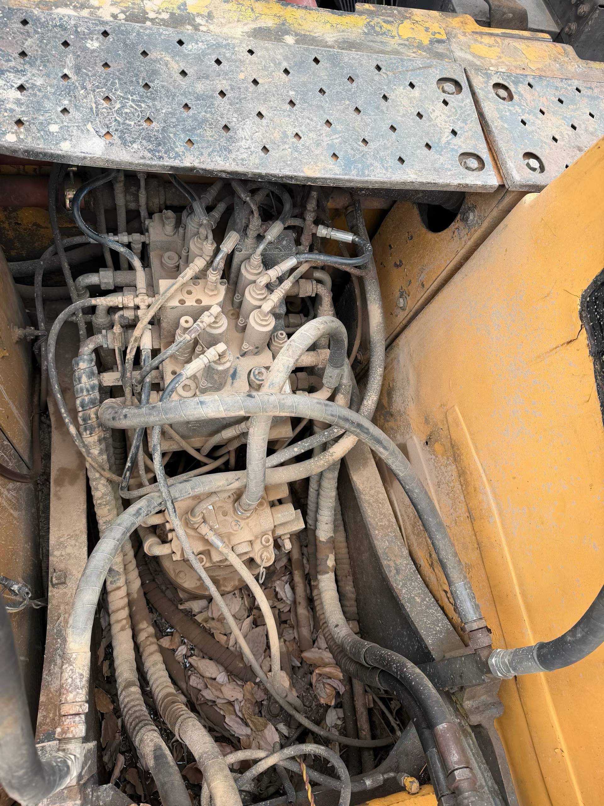 Buy Hyundai R150-7 Used Excavator / 7