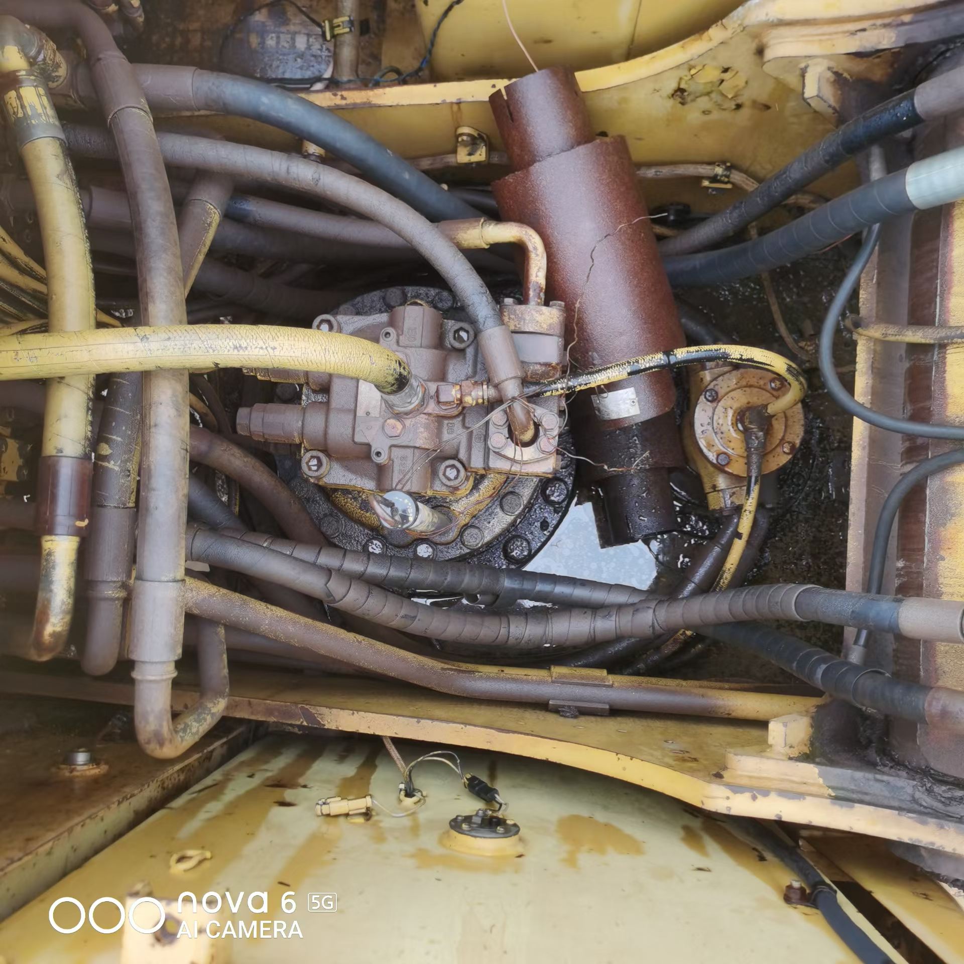 Buy Caterpillar 320C Used Excavator / 6
