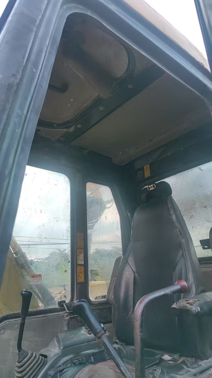 Buy Komatsu PC60 Used Excavator / 7