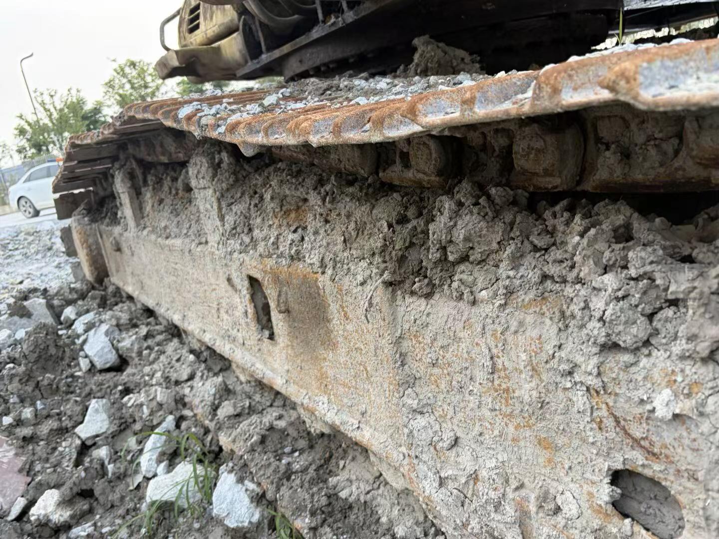Buy Komatsu PC200-6 Used Excavator / 3