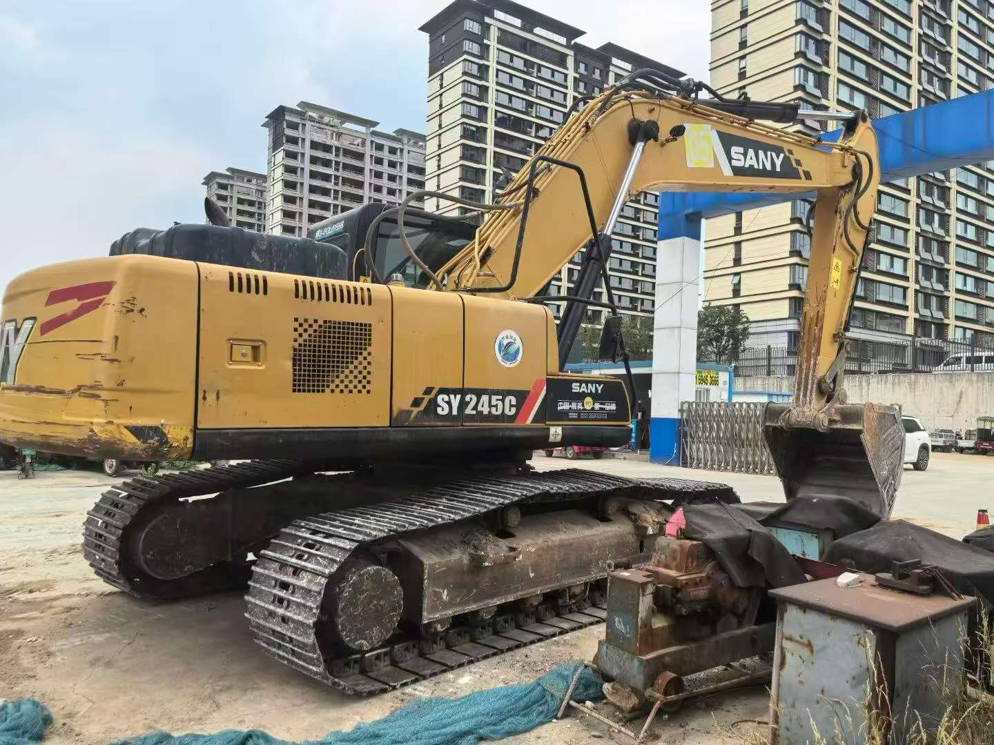 Buy Sany SY205C Used Excavator / 5