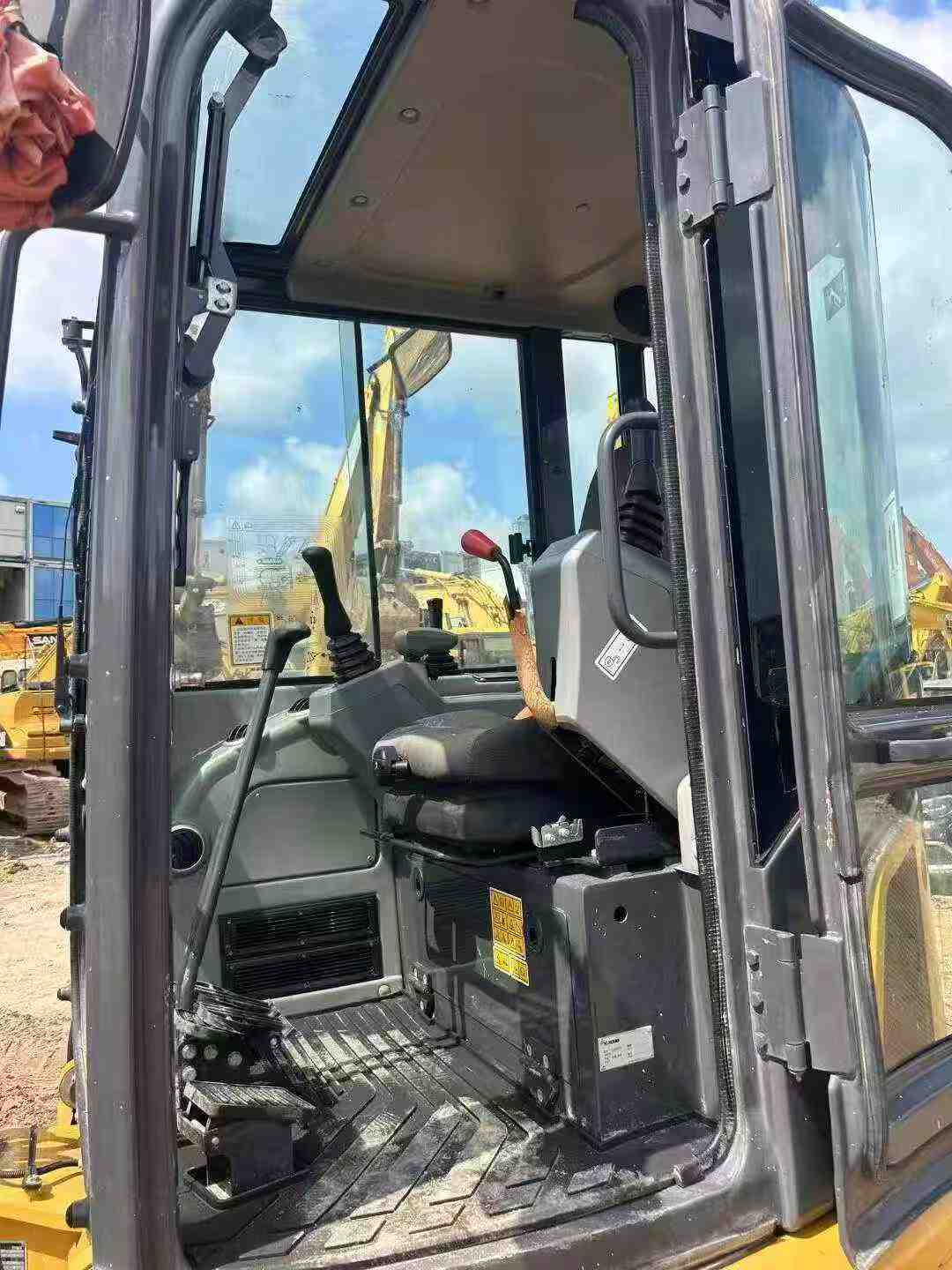 Buy XCMG XE35U Used Excavator / 5