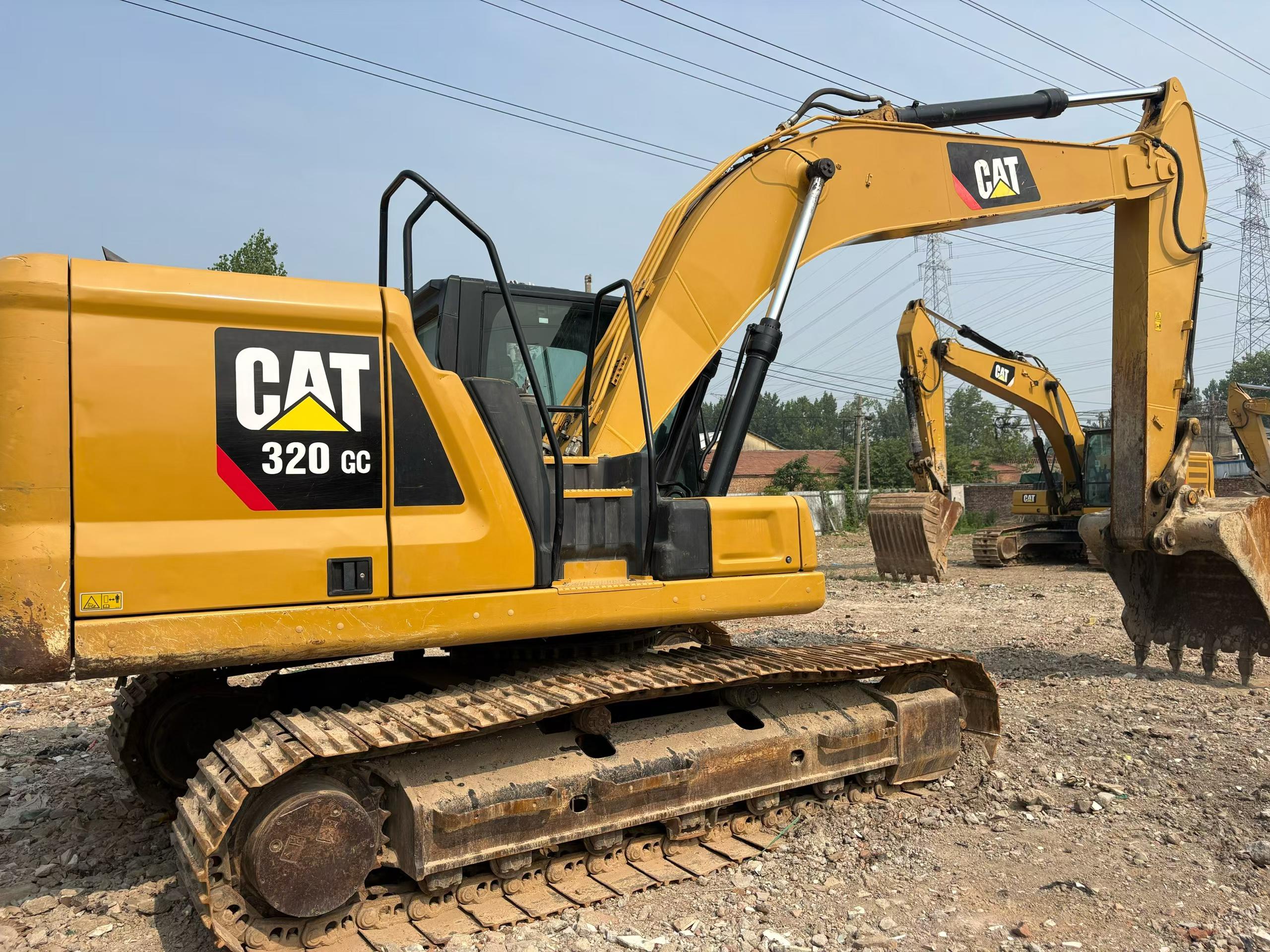 Buy Caterpillar 320GC Used Excavator / 3