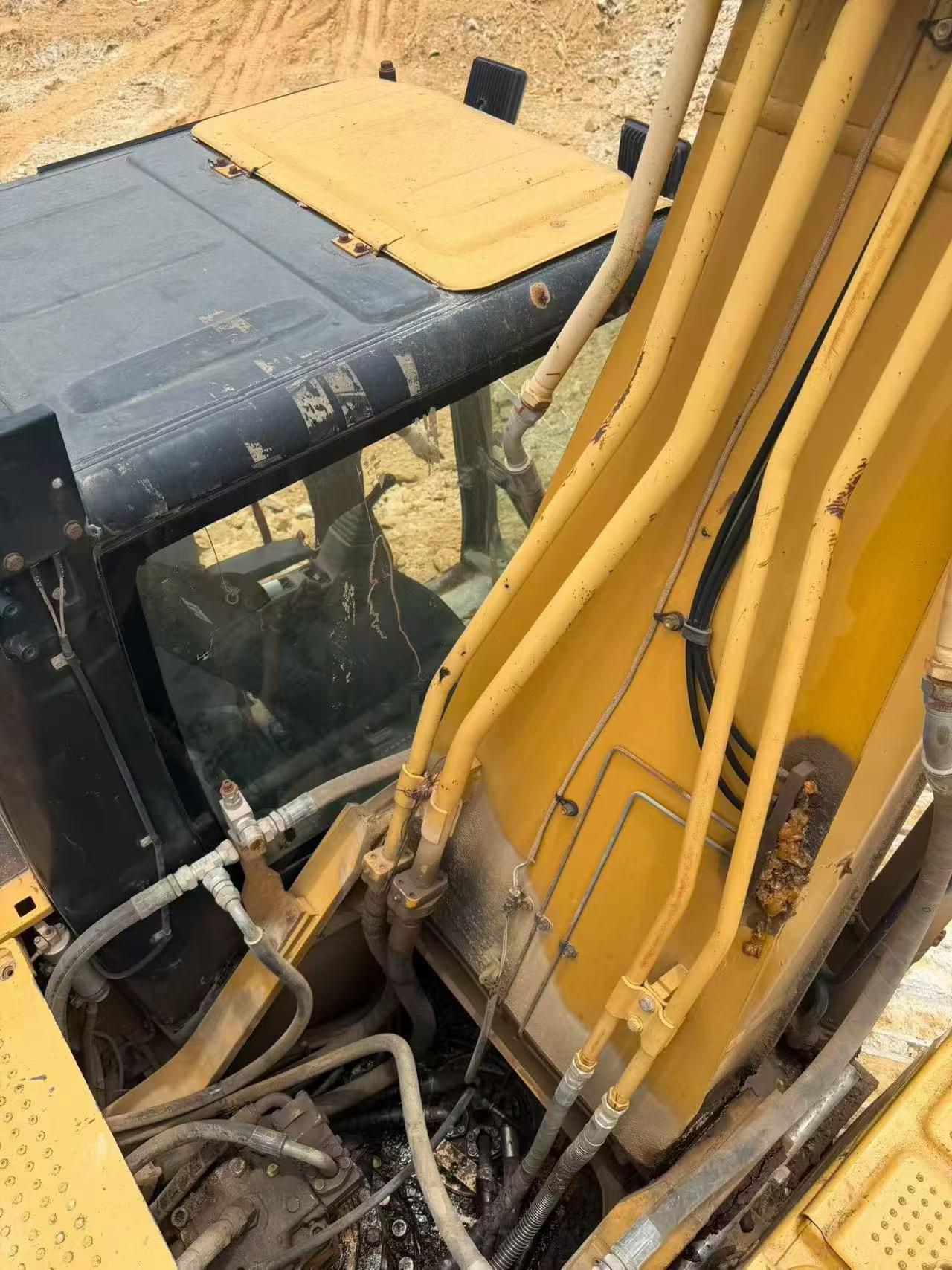 Buy Caterpillar 329D Used Excavator / 5