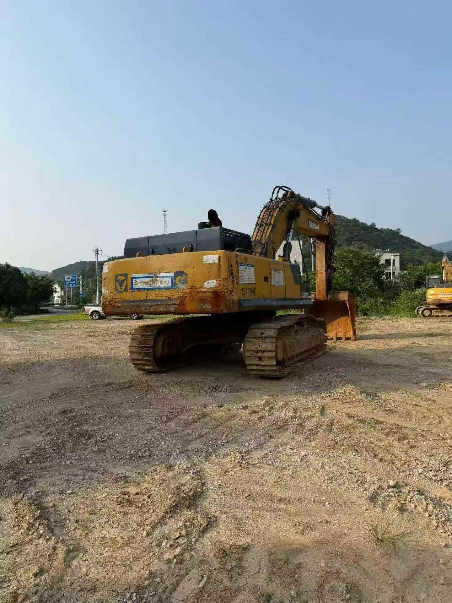 Buy XCMG XE550DK Used Excavator / 2
