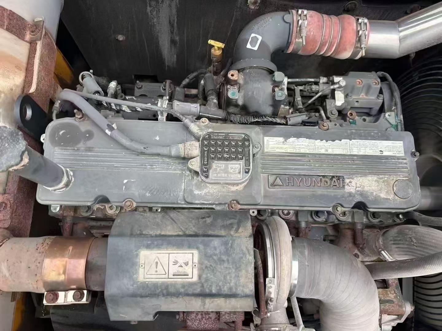 Buy Hyundai R350LVS Used Excavator / 3