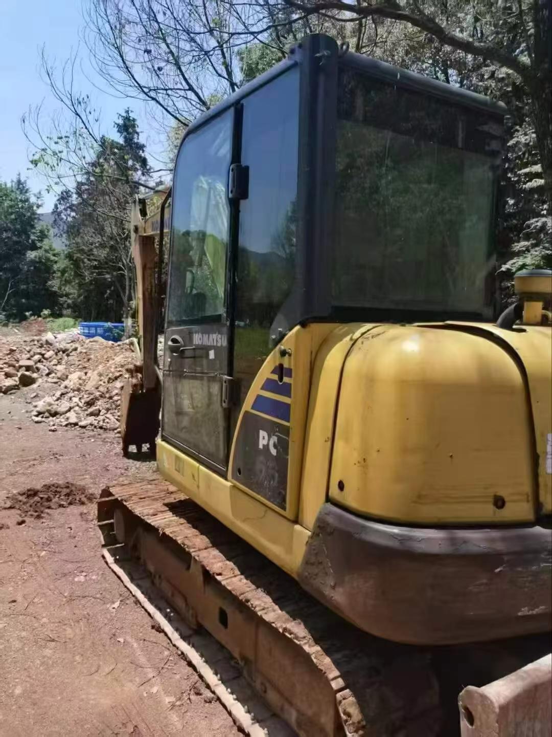 Buy Komatsu PC56-7 Used Excavator / 3