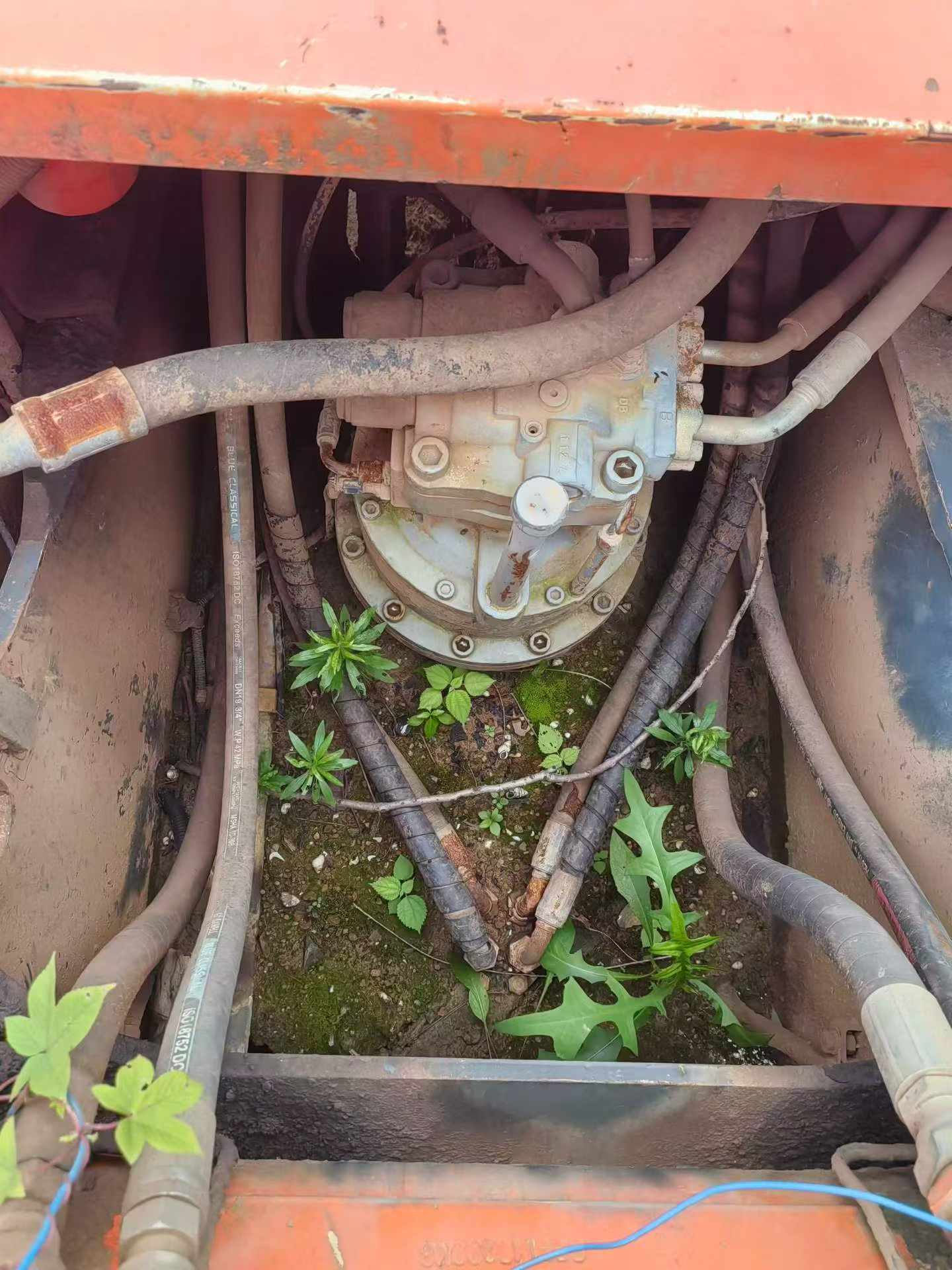 Buy Hitachi EX200-3 Used Excavator / 6