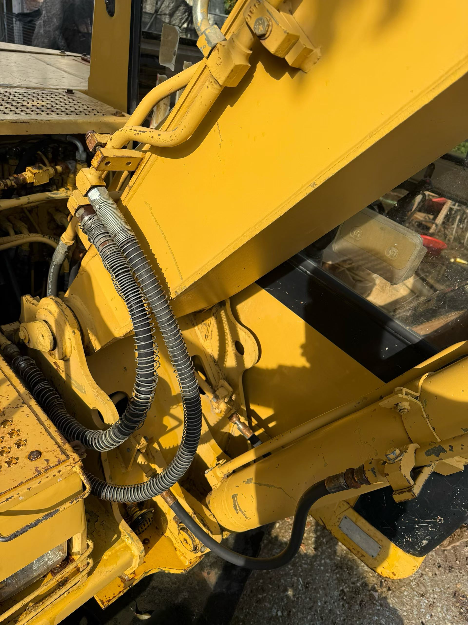 Buy Caterpillar 307B Used Excavator / 9