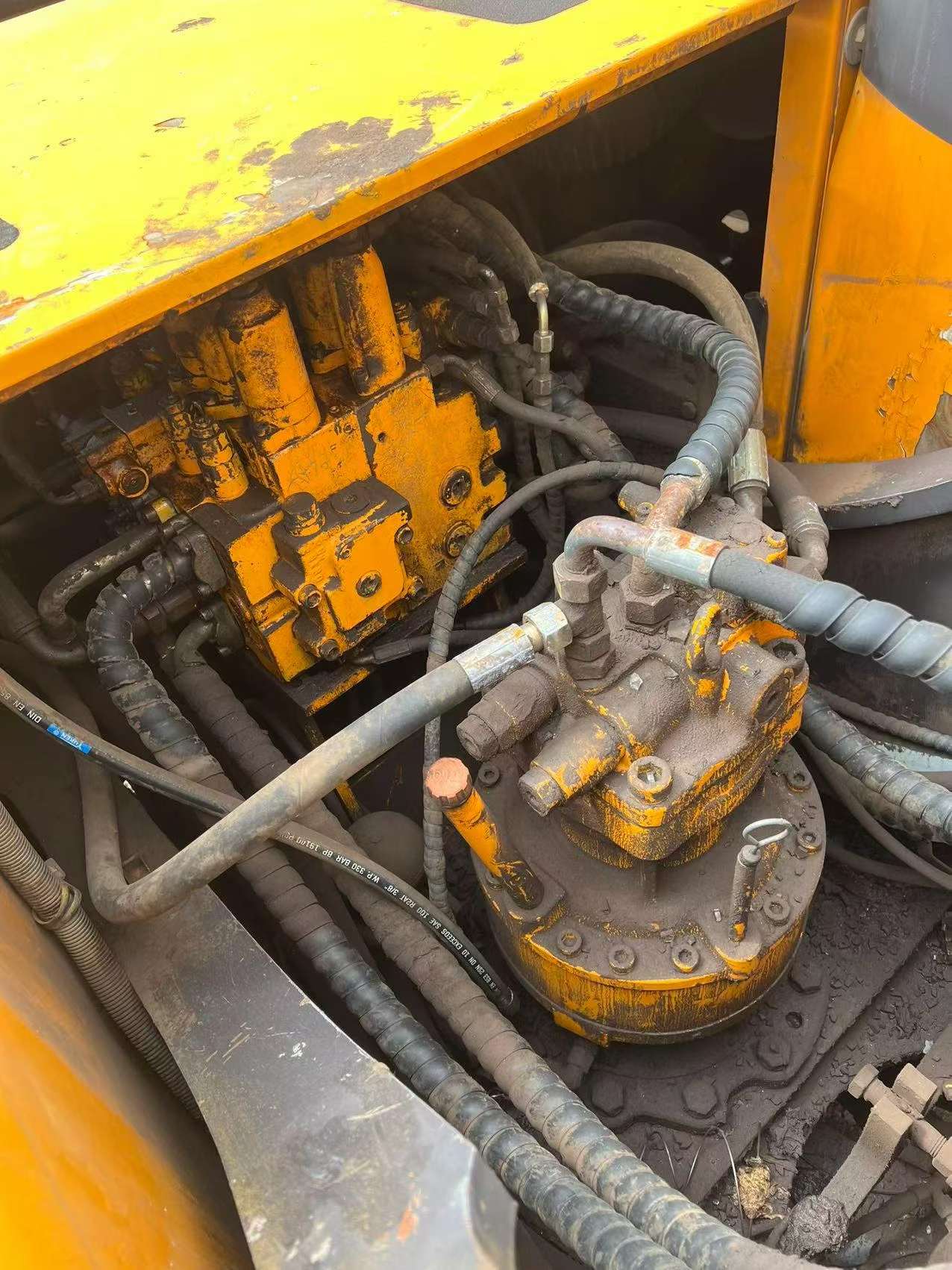 Buy Sany SY215C Used Excavator / 6