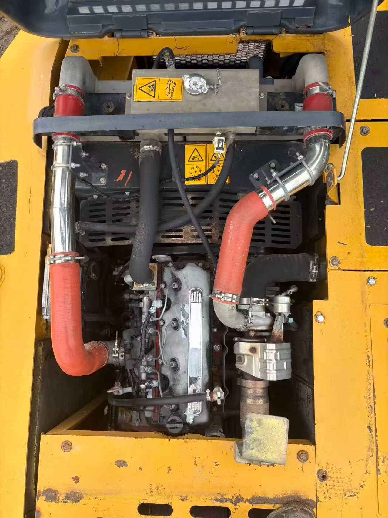 Buy XCMG XE135B Used Excavator / 4