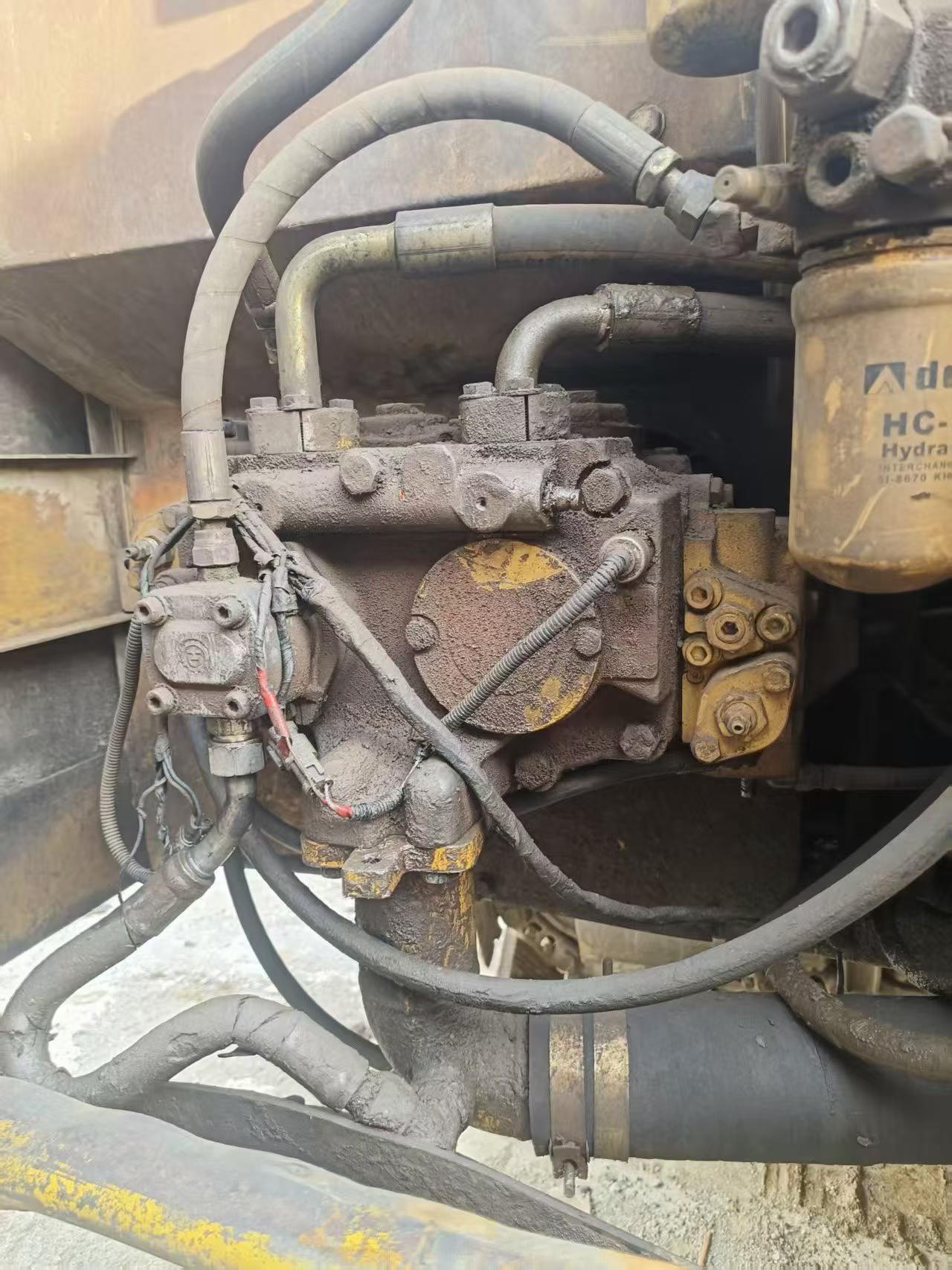 Buy Caterpillar 320C Used Excavator / 3
