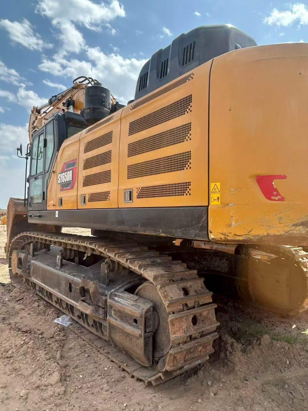 Buy Sany SY650H Used Excavator / 4