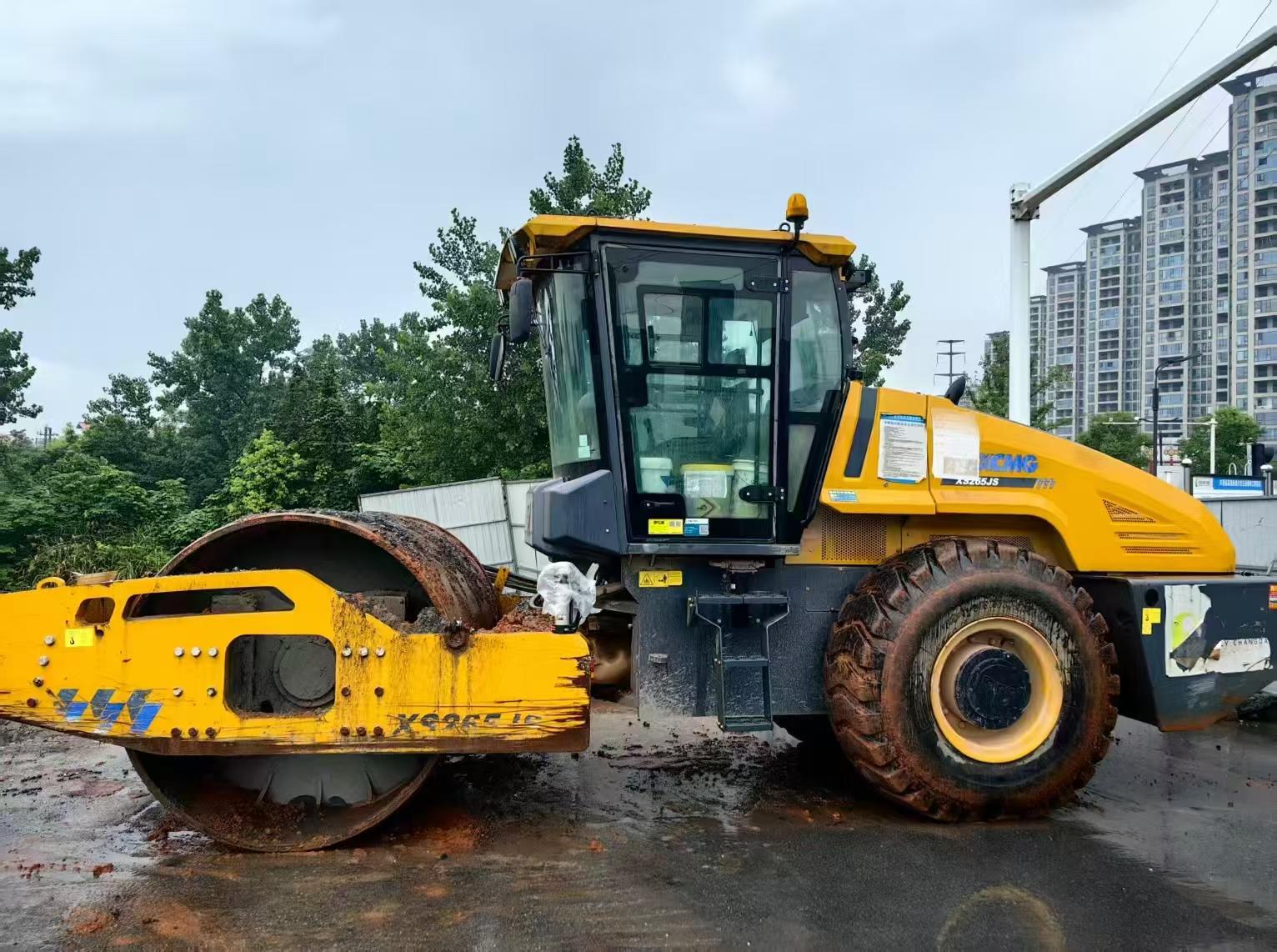 Buy XCMG XE265C Used Excavator / 5