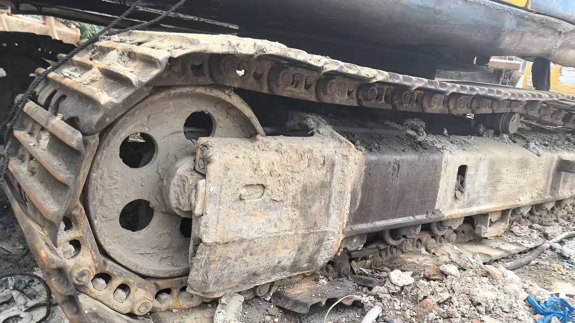 Buy XCMG XE135B Used Excavator / 5