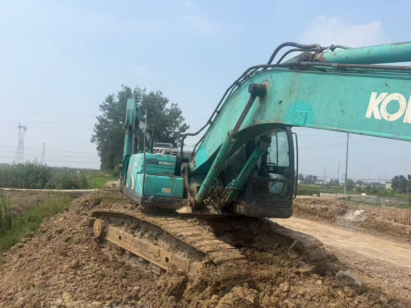 Buy Kobelco SK2008 Used Excavator / 2