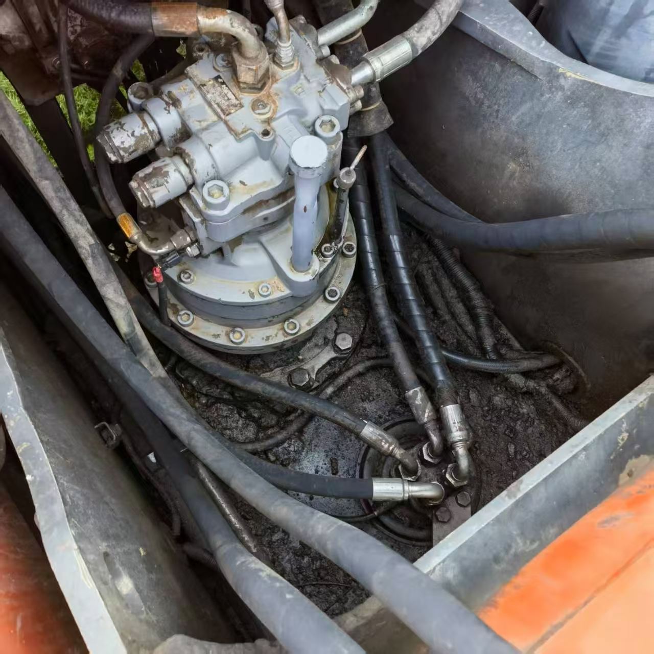 Buy Hitachi EX200 Used Excavator / 7