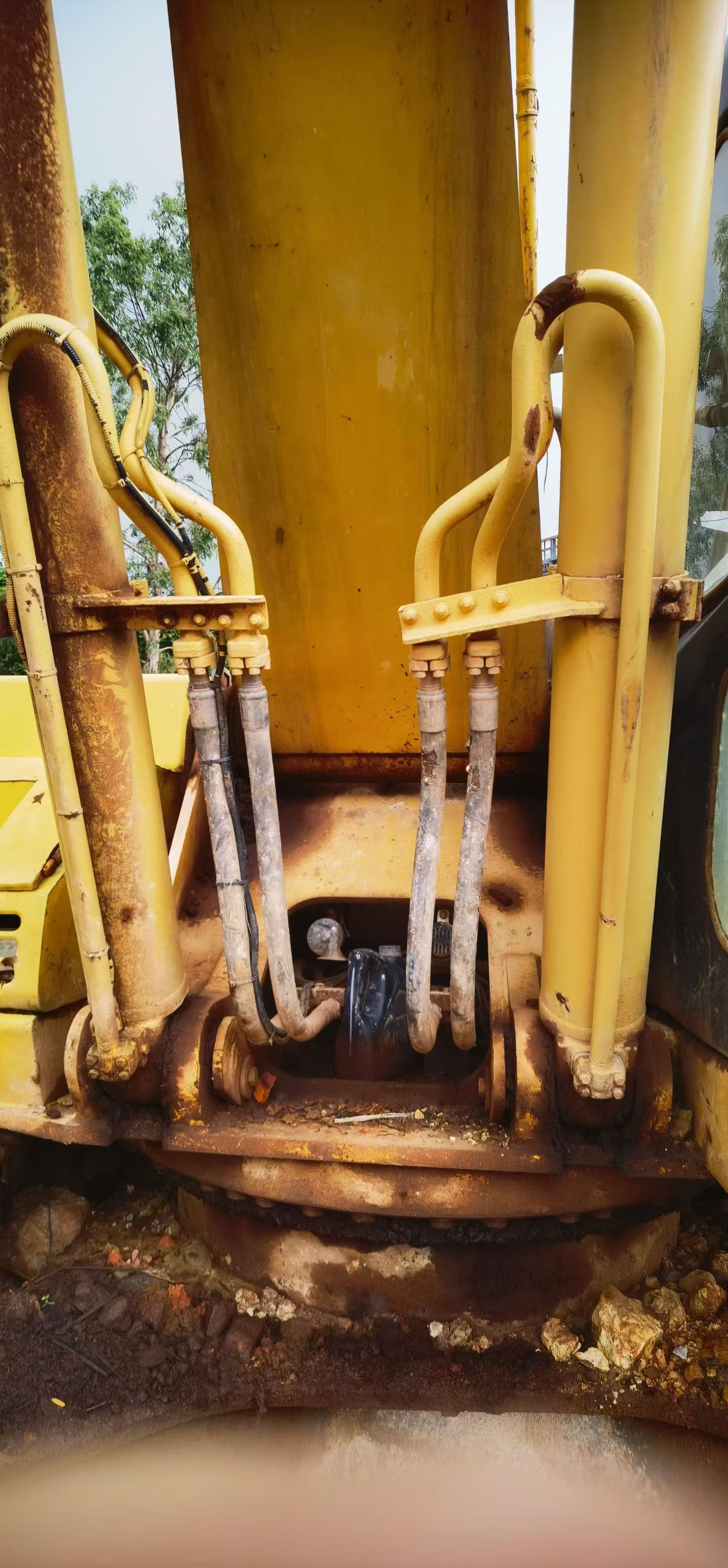 Buy Sumitomo SH350-3B Used Excavator / 4