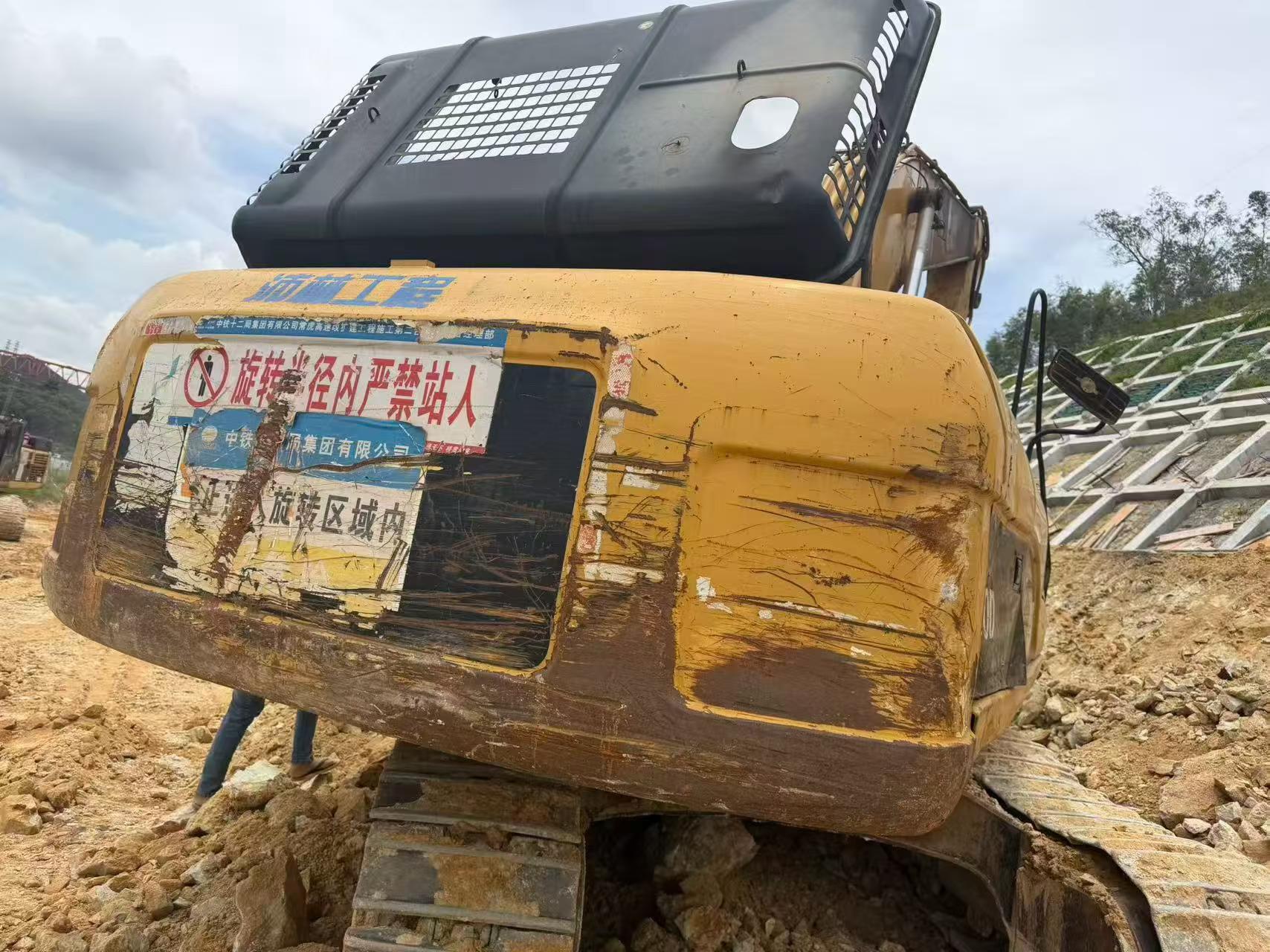 Buy Caterpillar 329D Used Excavator / 8