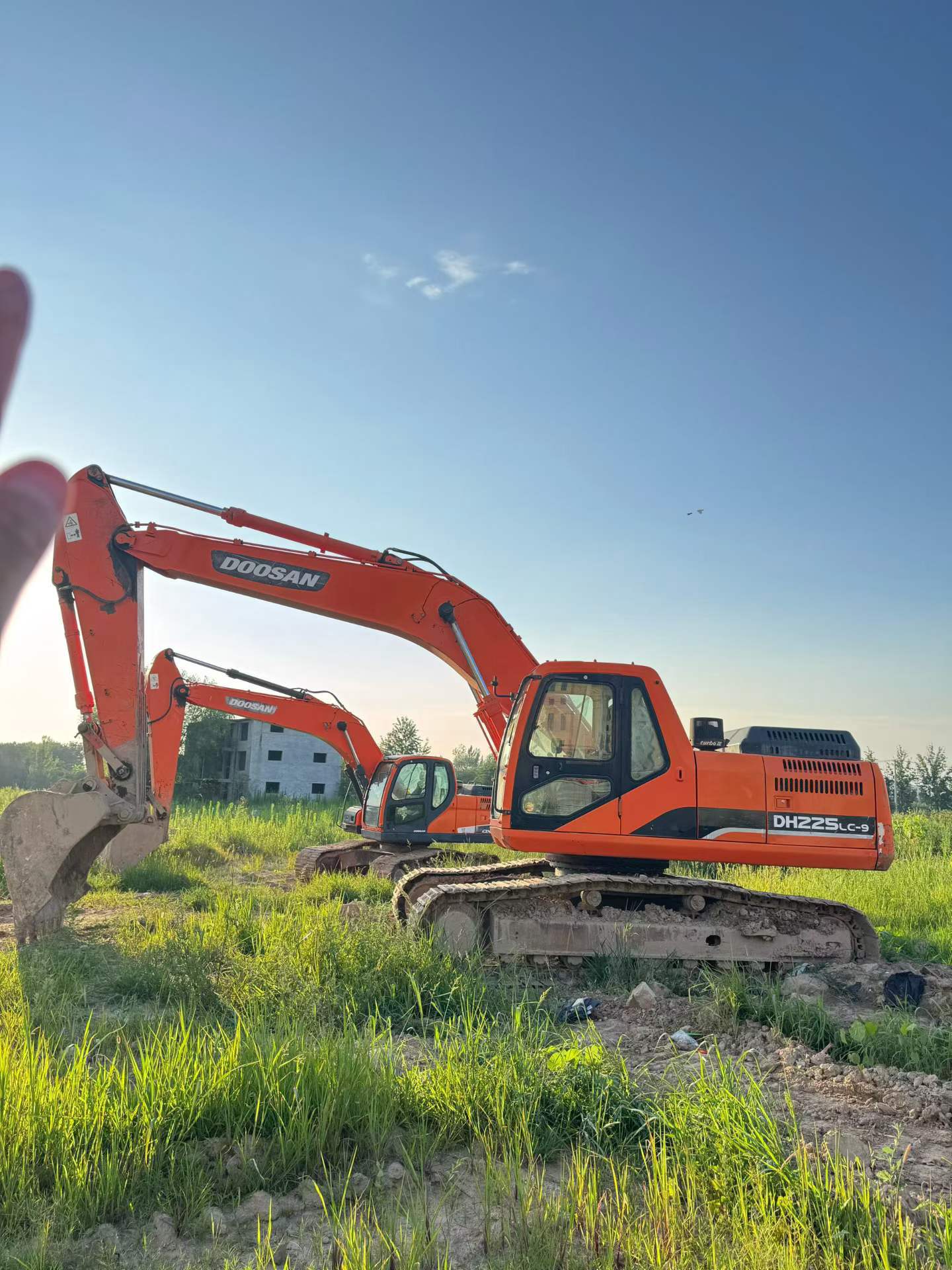 Buy Doosan DH220-9E Used Excavator / 2