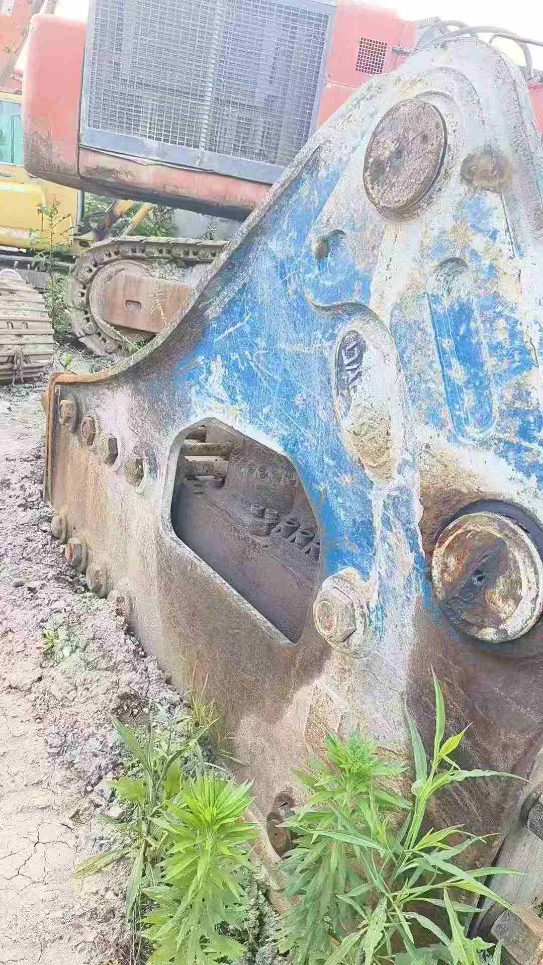 Buy Hitachi ZX650 Used Excavator / 9
