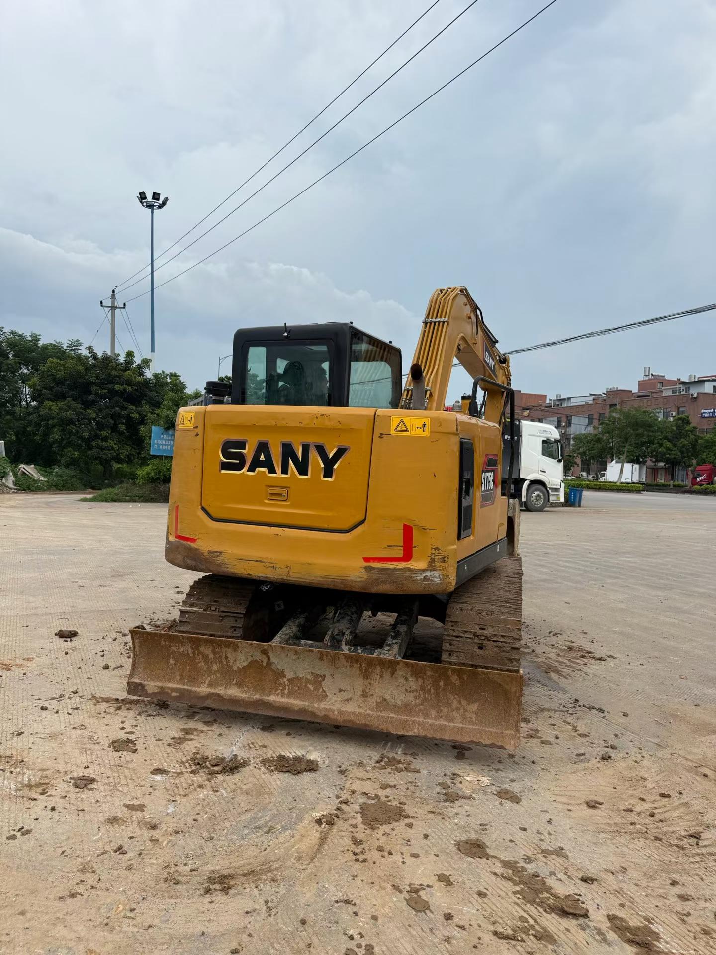Buy Sany SY75 Used Excavator / 7