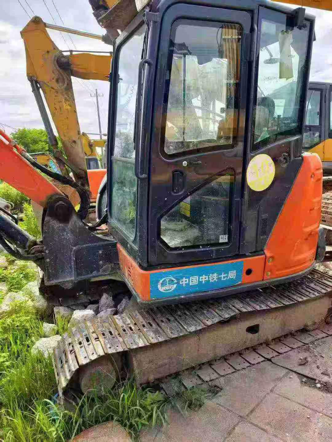 Buy Hitachi ZX68USR-5A Used Excavator / 2