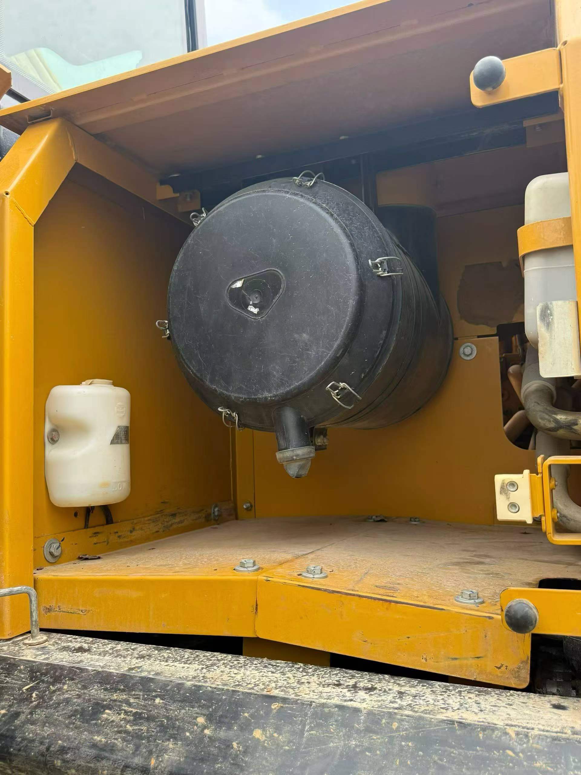 Buy Sany SY305C Used Excavator / 8
