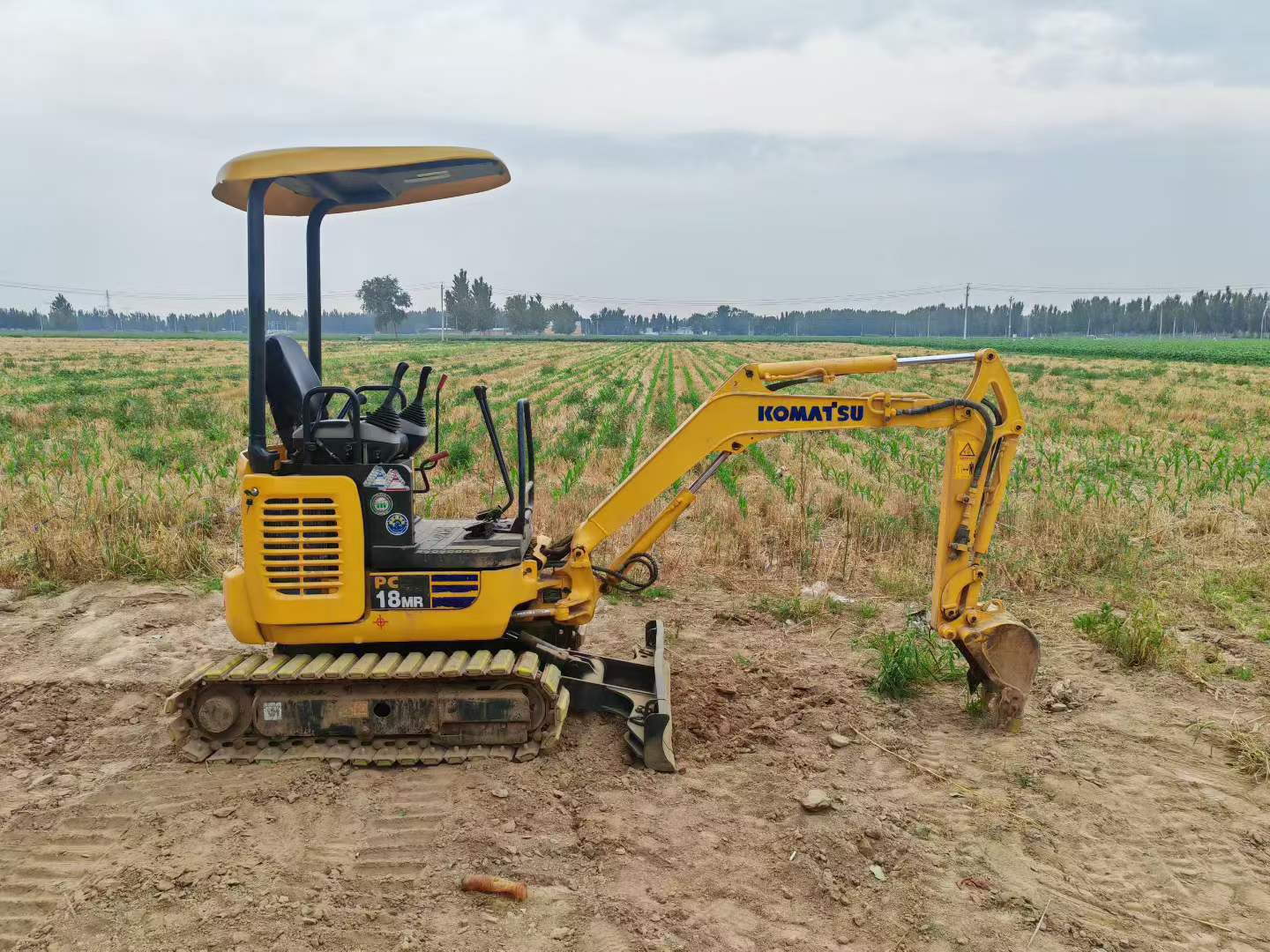 Buy Komatsu PC20-2 Used Excavator / 3