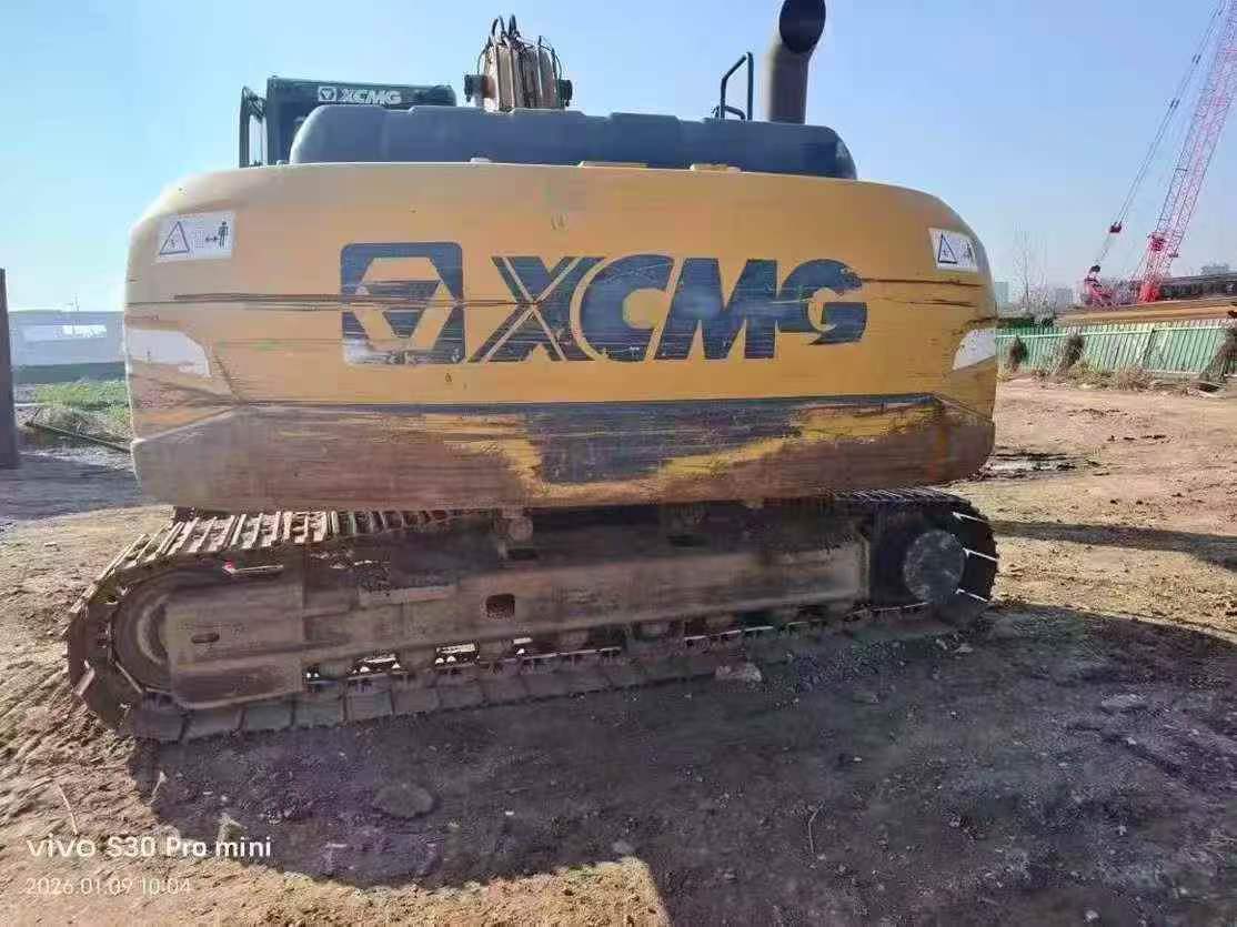 Buy XCMG XE215 Used Excavator / 3