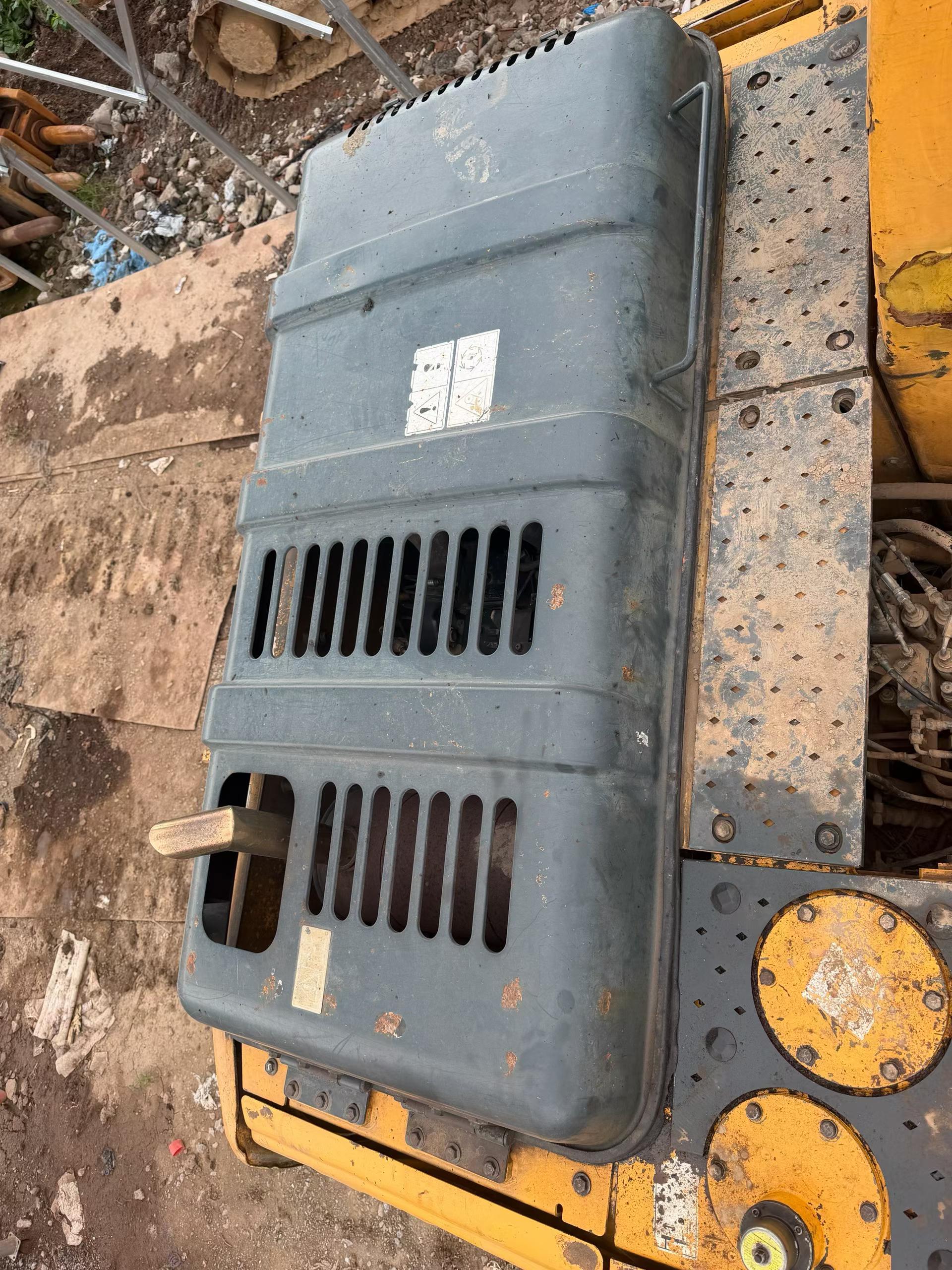 Buy Hyundai R150-7 Used Excavator / 8