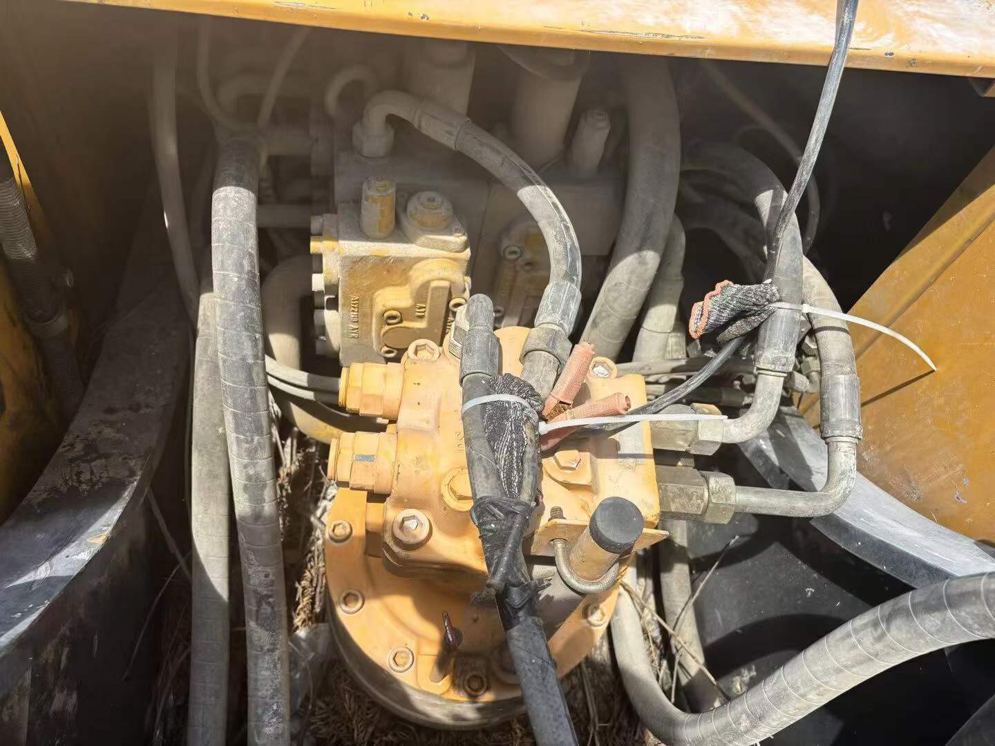 Buy Sany SY215C Used Excavator / 5