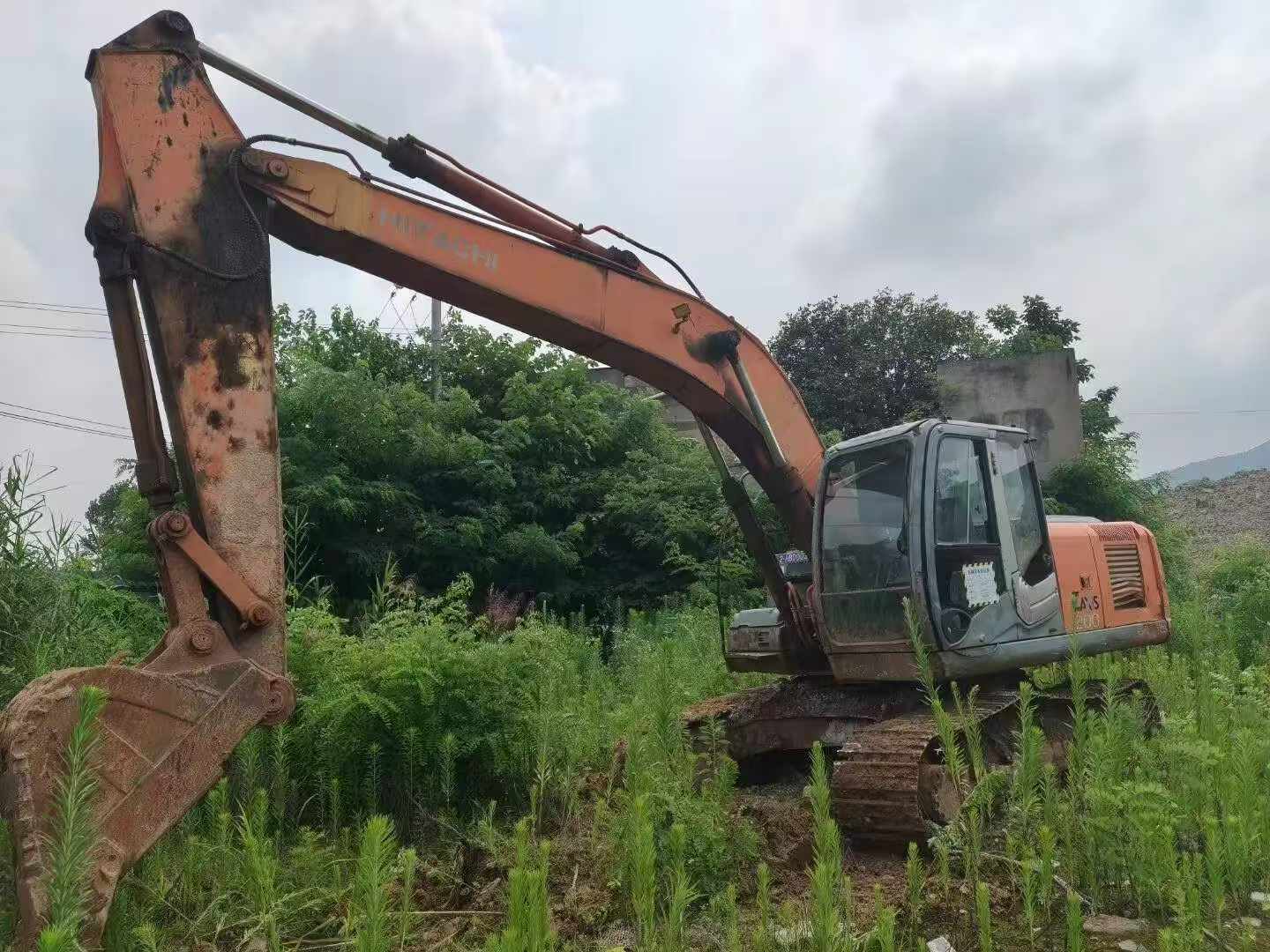 Buy Hitachi EX200-3 Used Excavator / 2