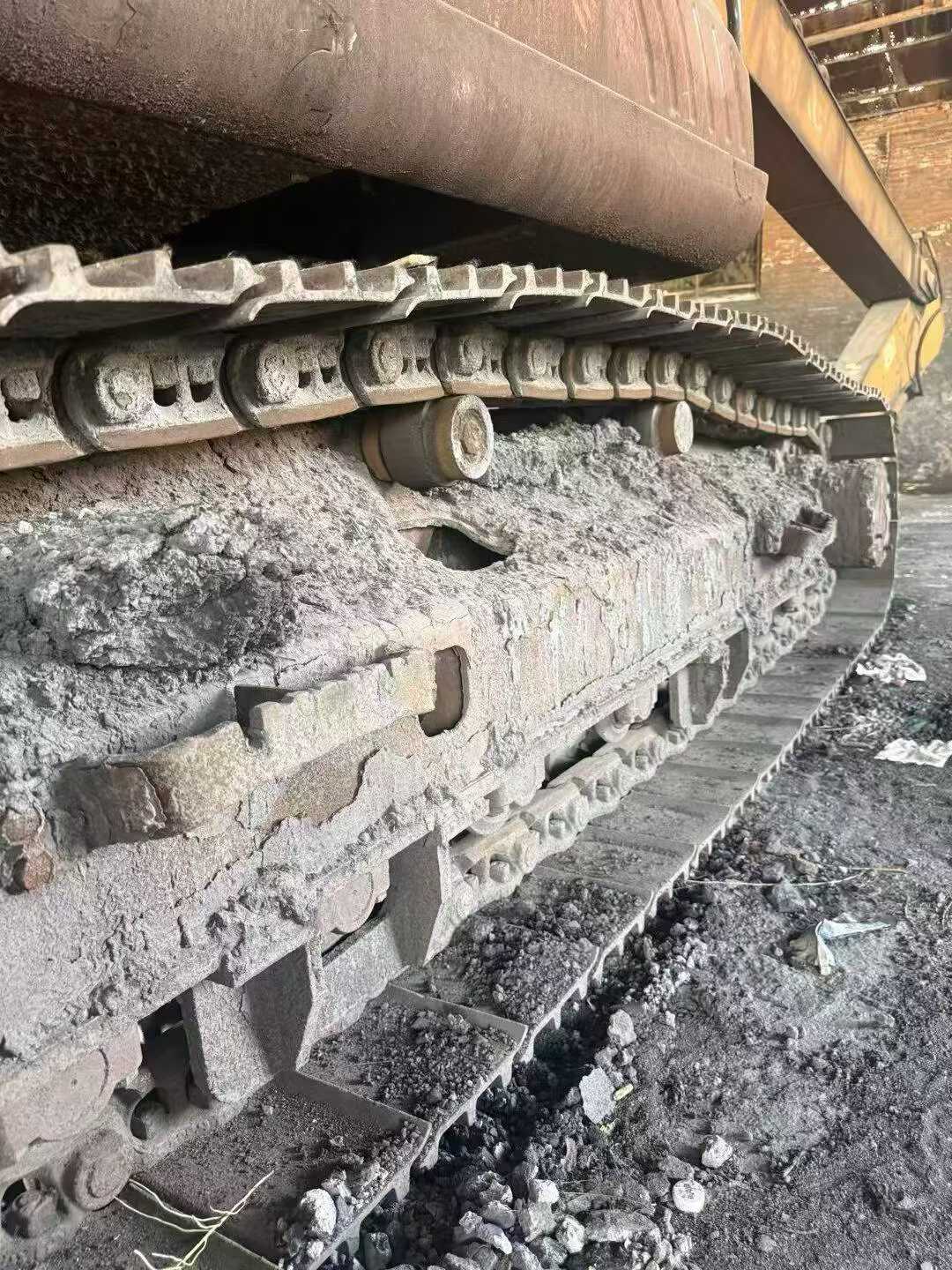 Buy Hitachi ZX200-5G Used Excavator / 6