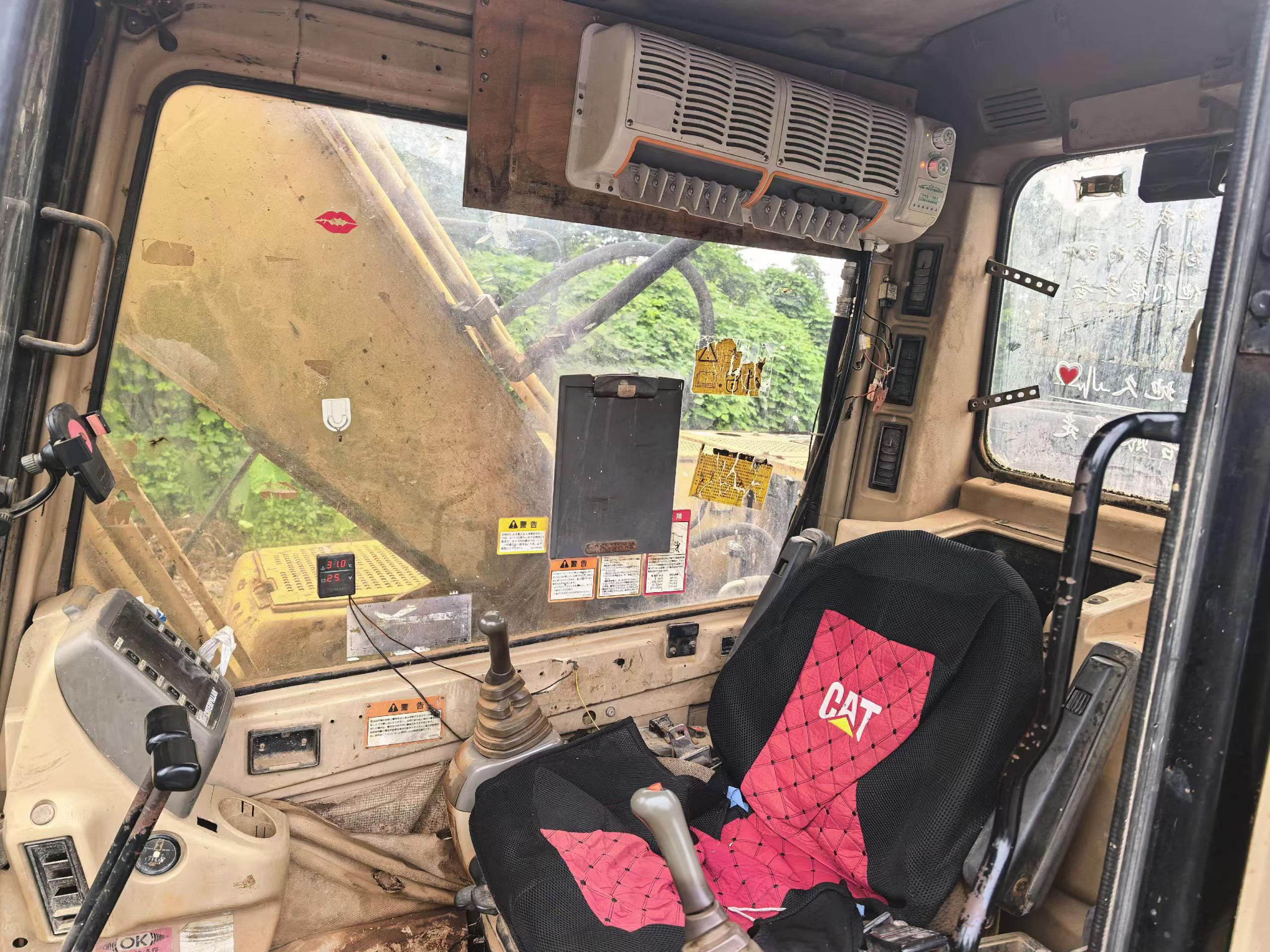 Buy Caterpillar 320B Used Excavator / 2