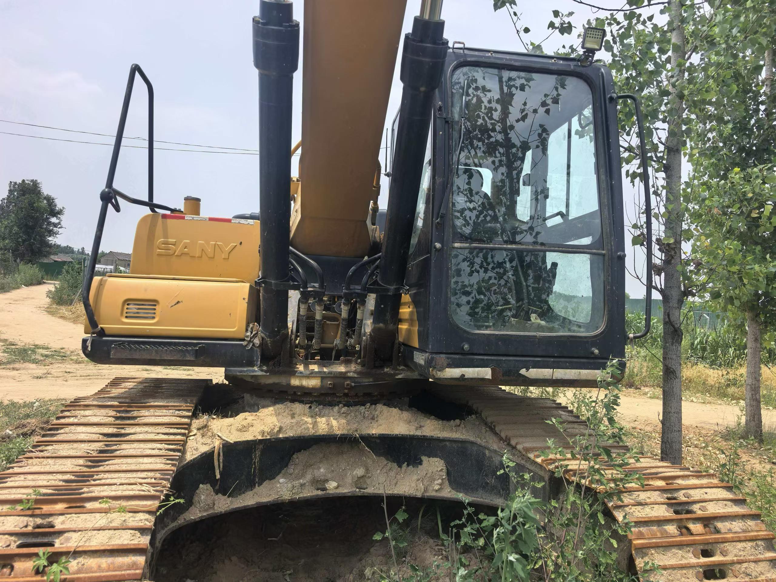 Buy Sany SY205C Used Excavator / 2