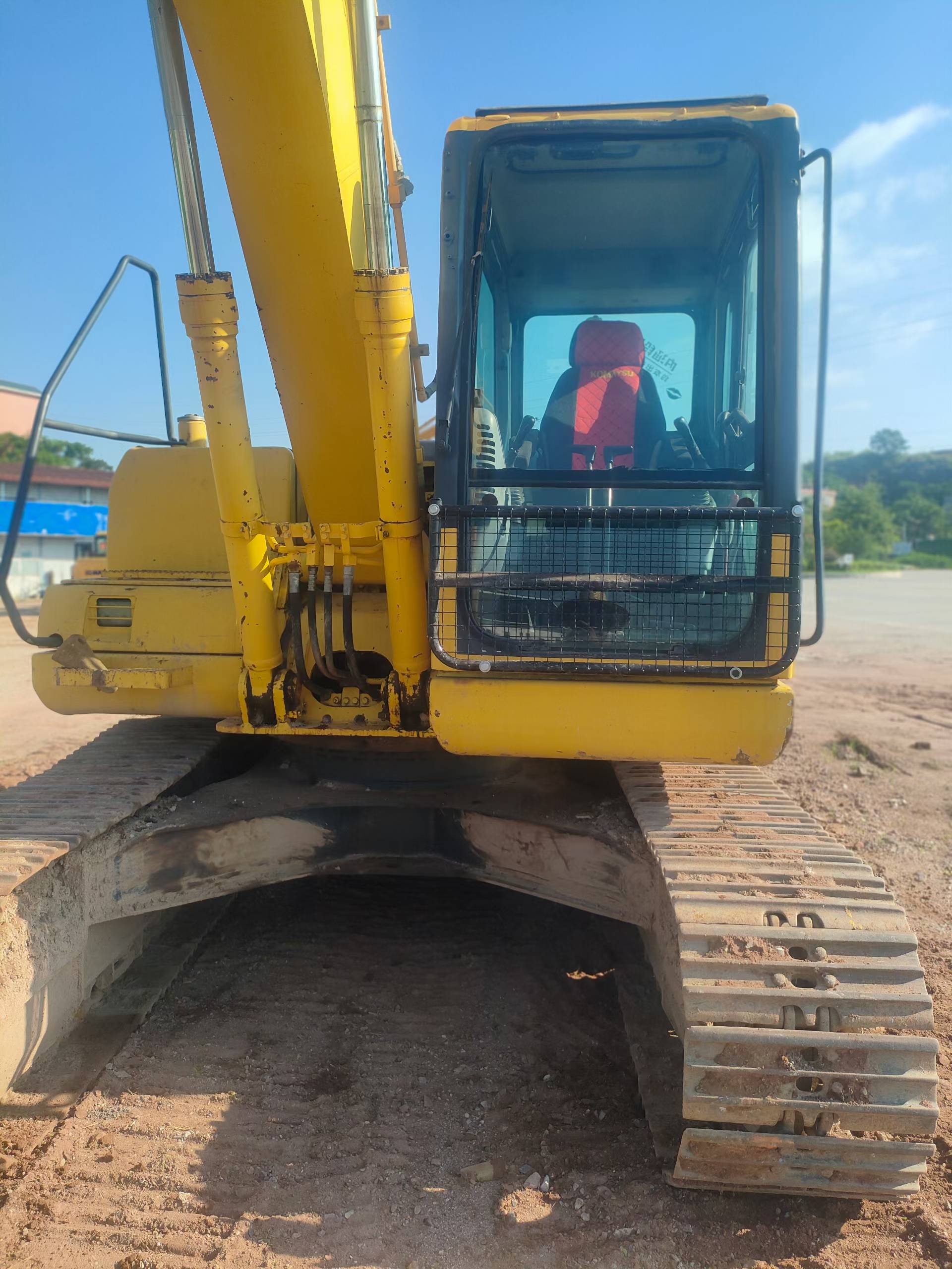 Buy Komatsu PC130-7 Used Excavator / 4